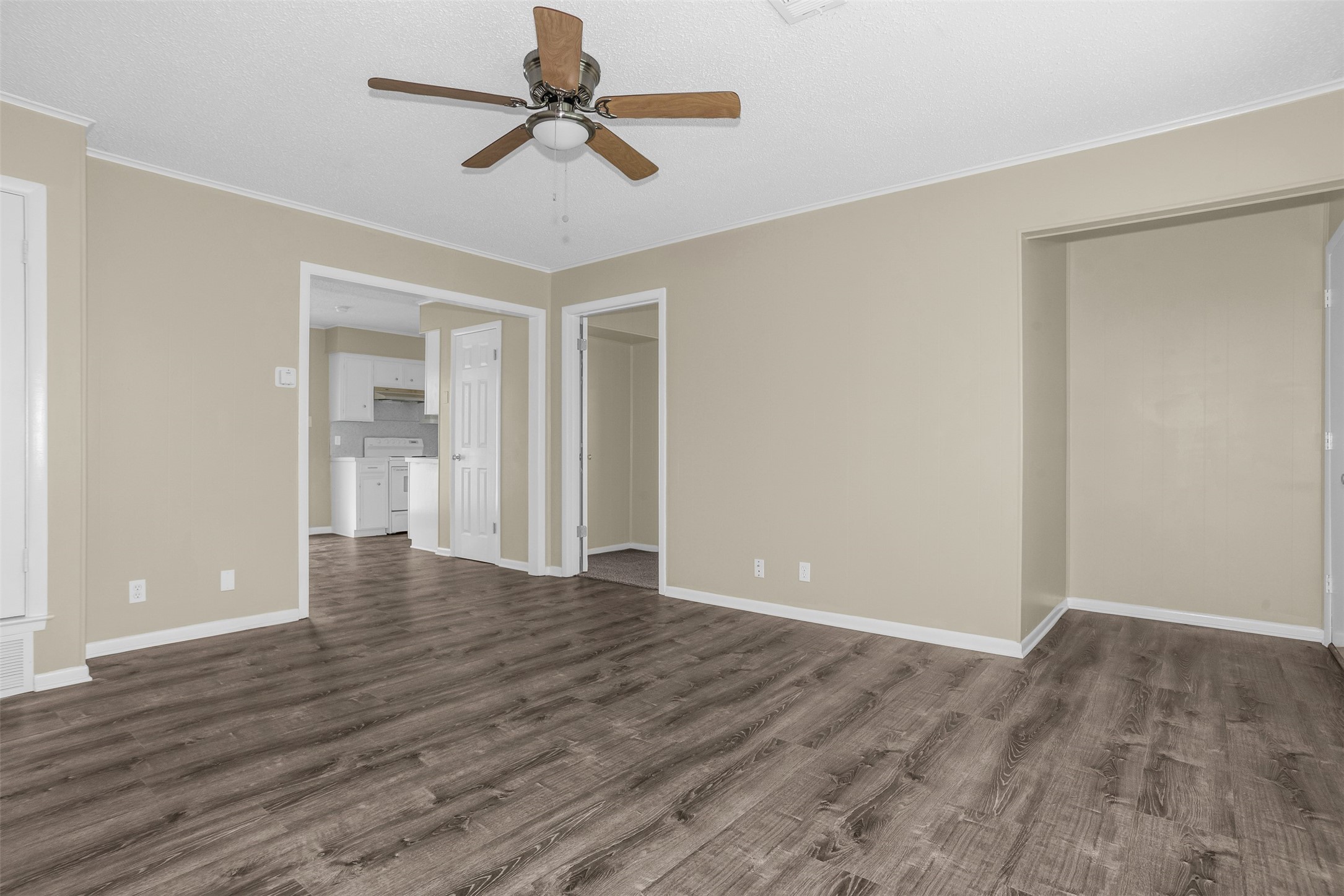 508 W Baylor Street Ennis TX 75119