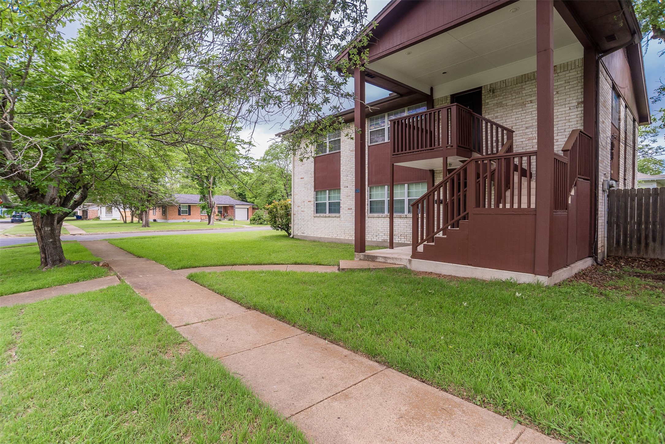 508 W Baylor Street Ennis TX 75119