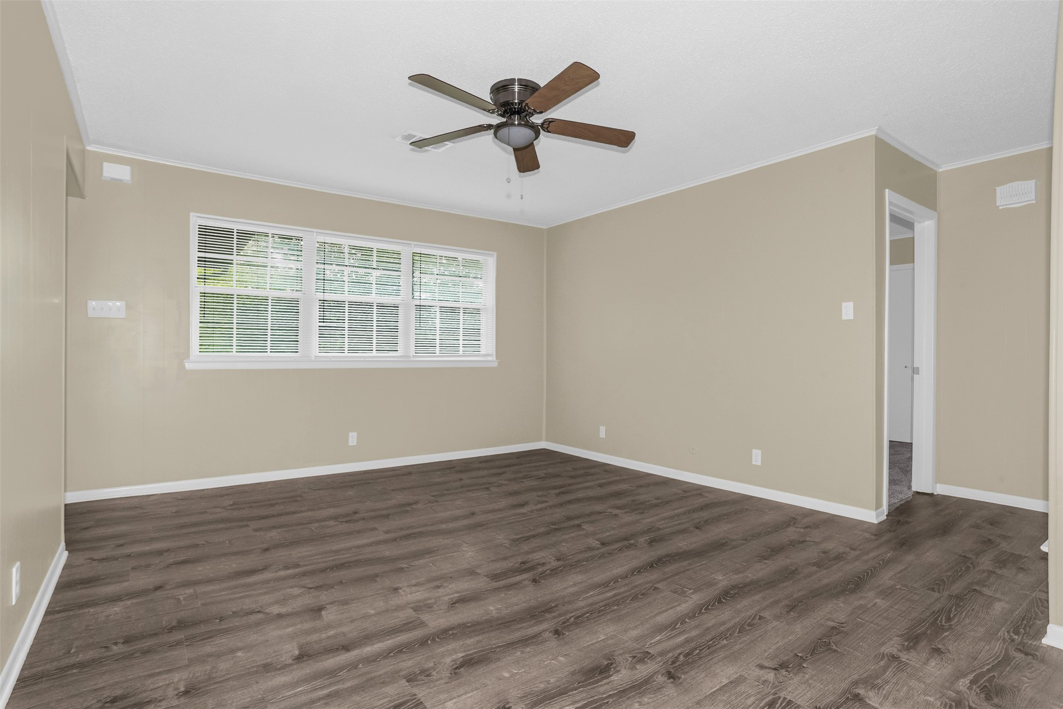 508 W Baylor Street Ennis TX 75119