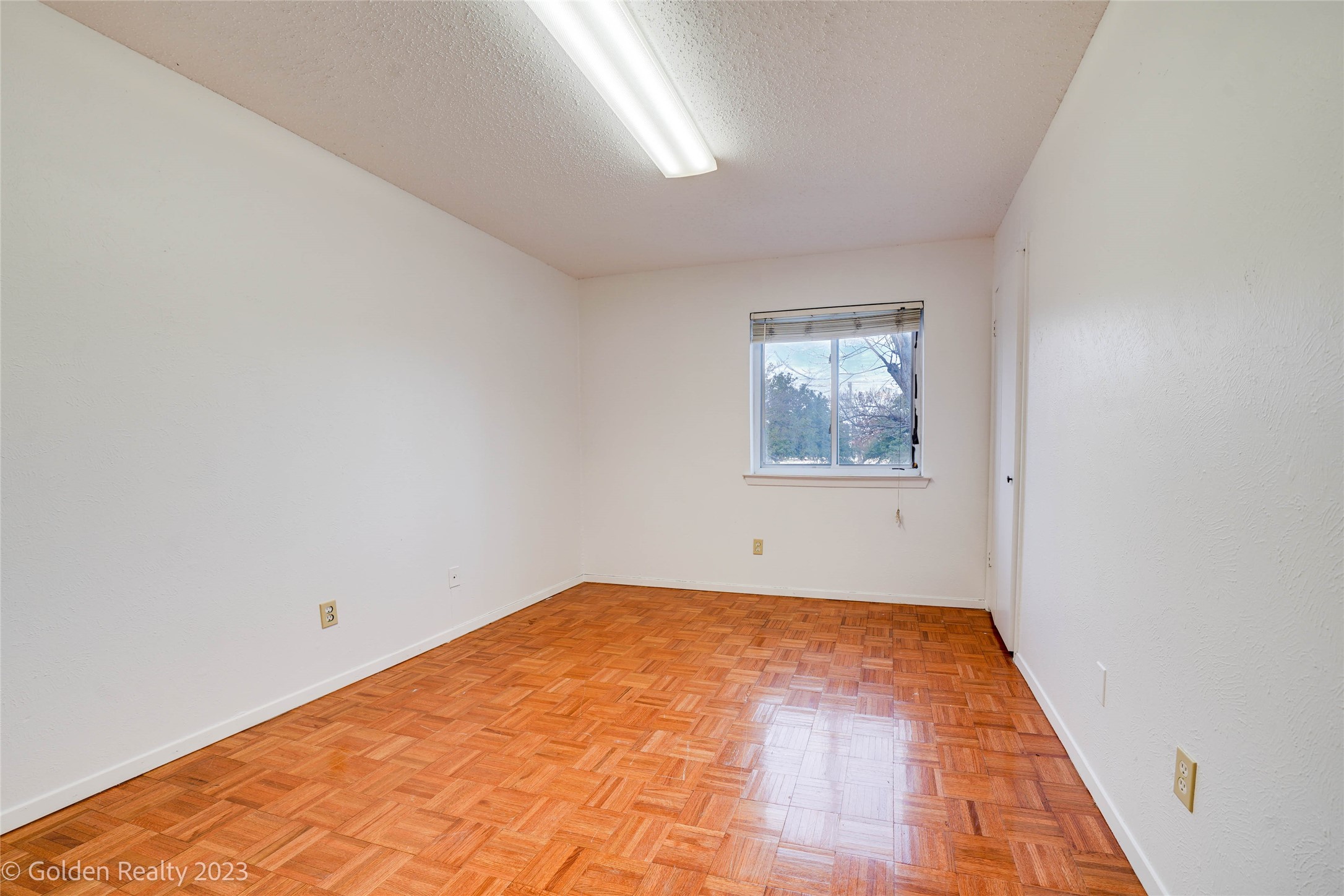 4009 Garland Avenue N Garland TX 75040