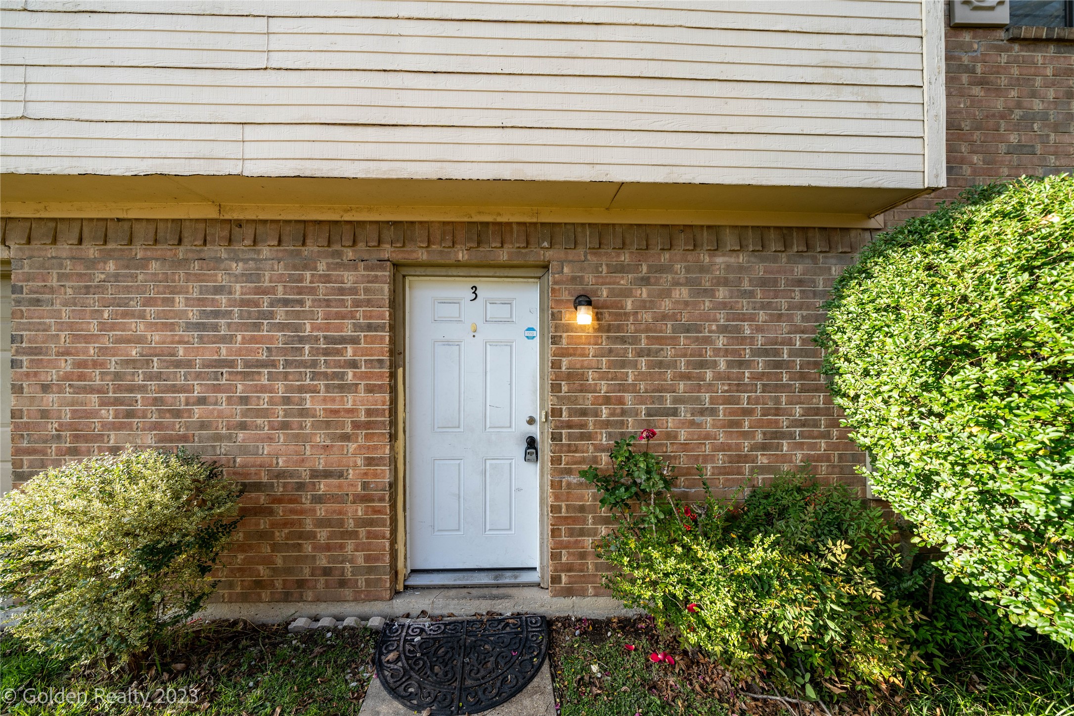 4009 Garland Avenue N Garland TX 75040