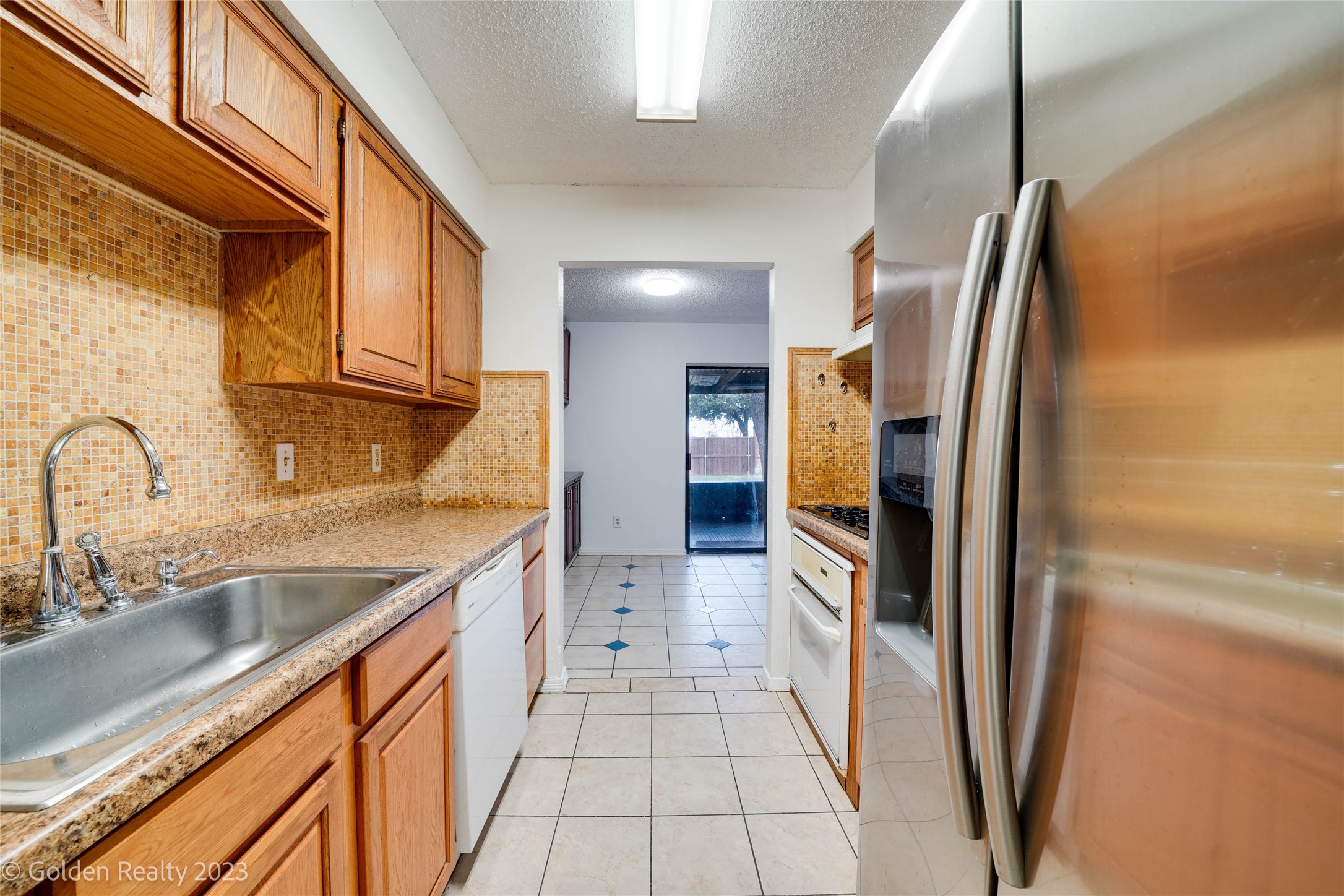 4009 Garland Avenue N Garland TX 75040
