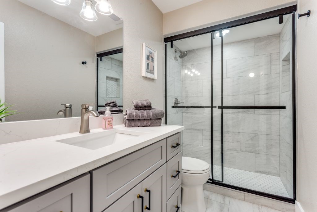 926 Hillside Lane Flower Mound TX 75028