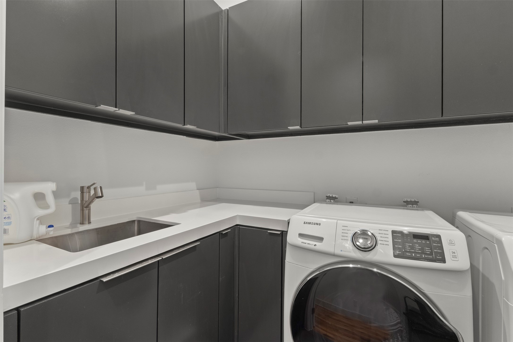 2335 Kirby Street Dallas TX 75204
