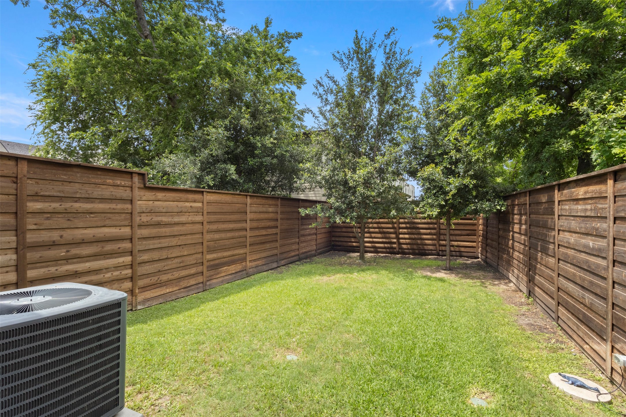 2335 Kirby Street Dallas TX 75204