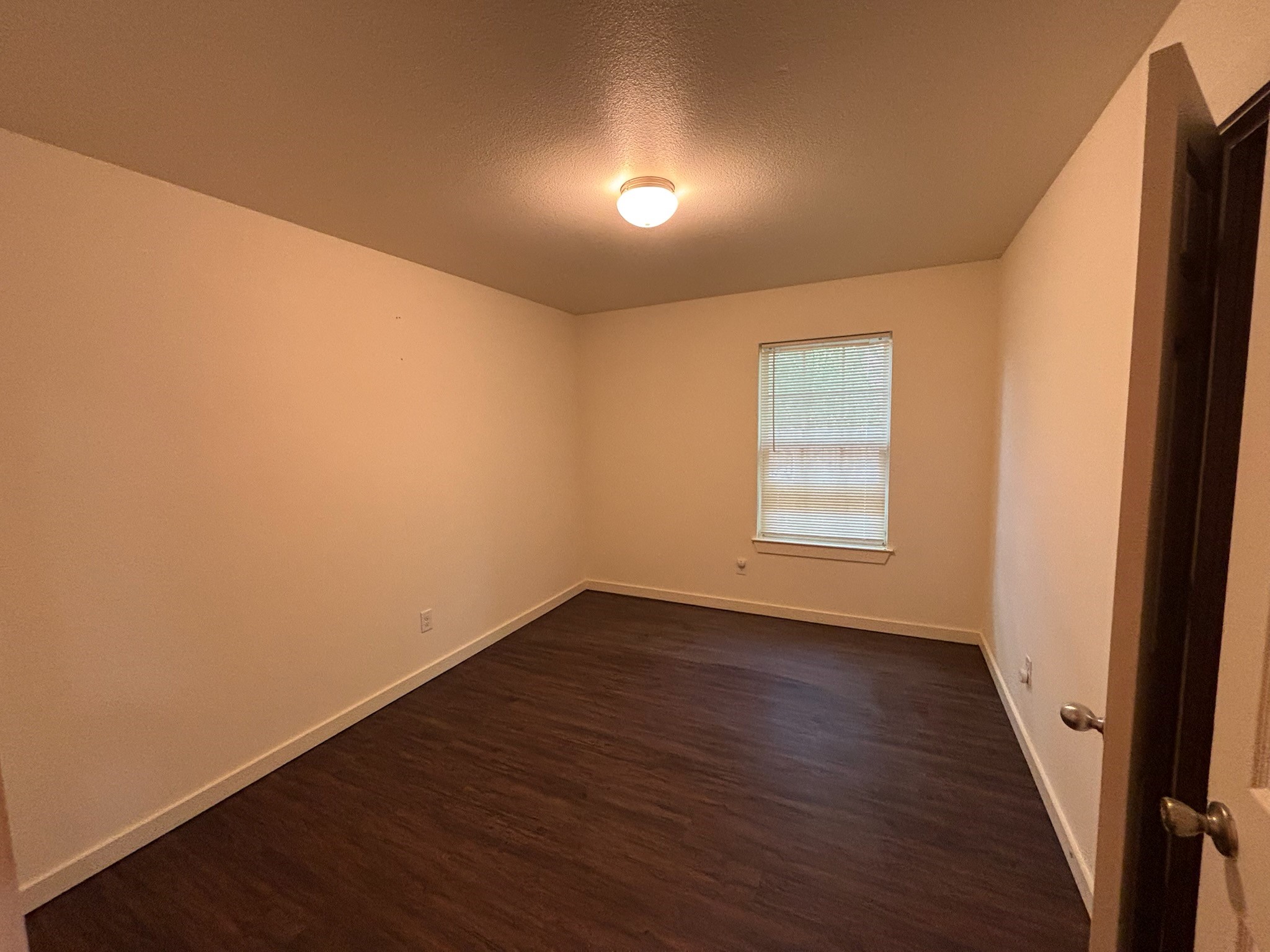 4744 Stokes Street Dallas TX 75216