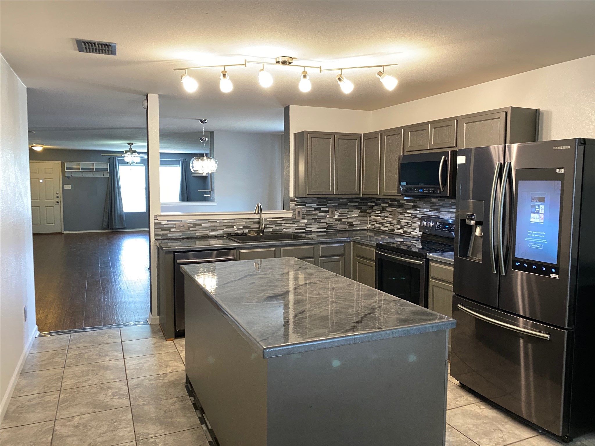 912 Mosaic Drive Fort Worth TX 76179