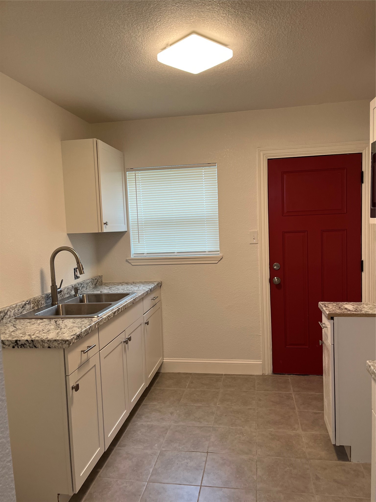 2915 Falls Drive Dallas TX 75211