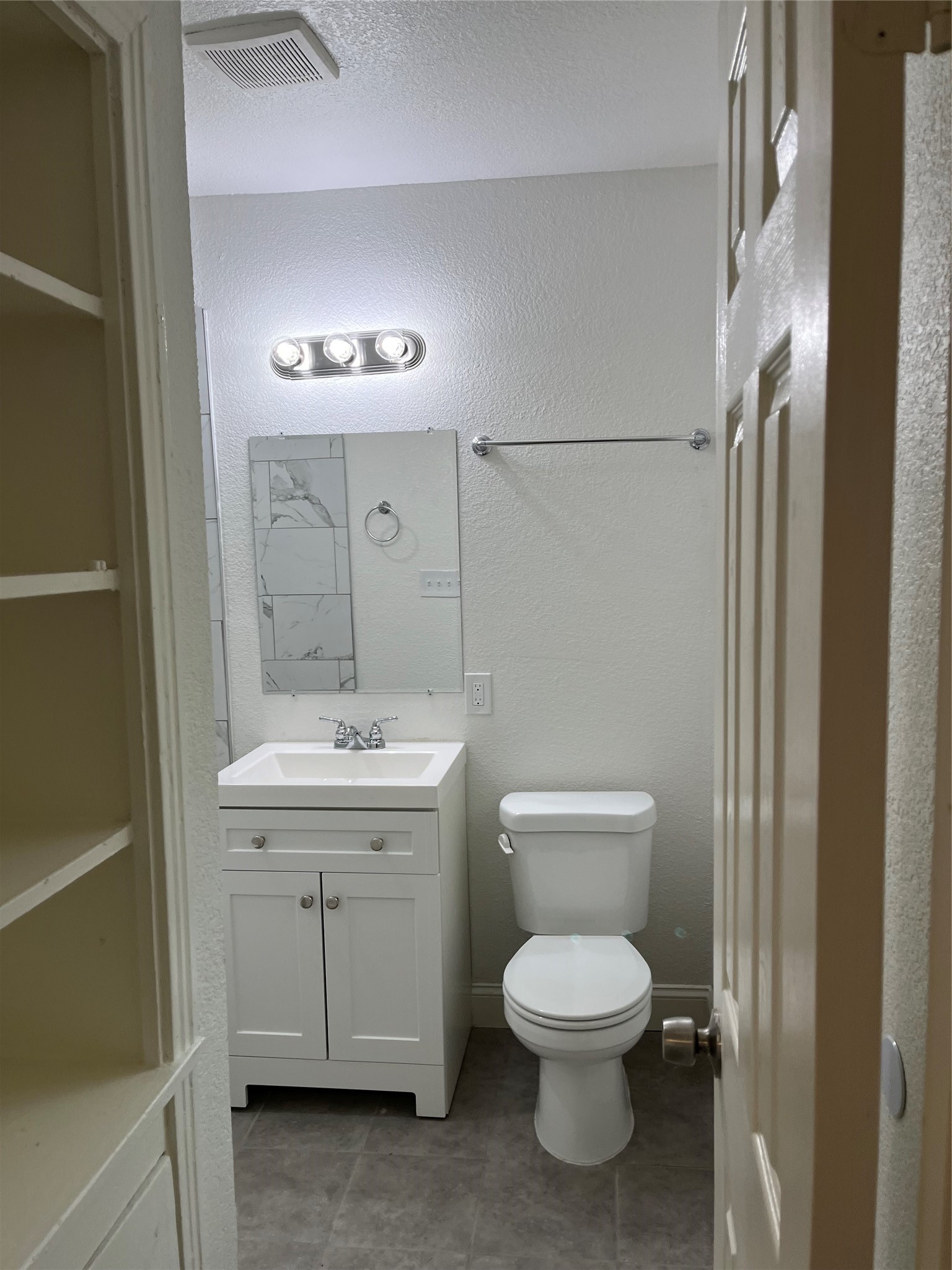 2915 Falls Drive Dallas TX 75211