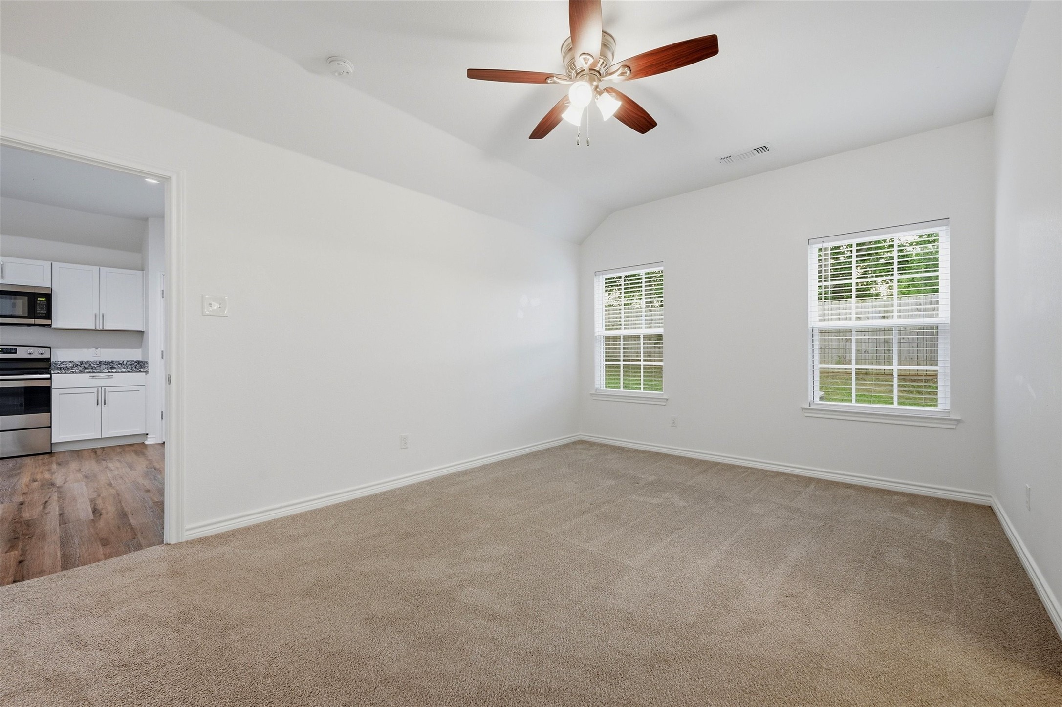 422 E Elm Street Denison TX 75021