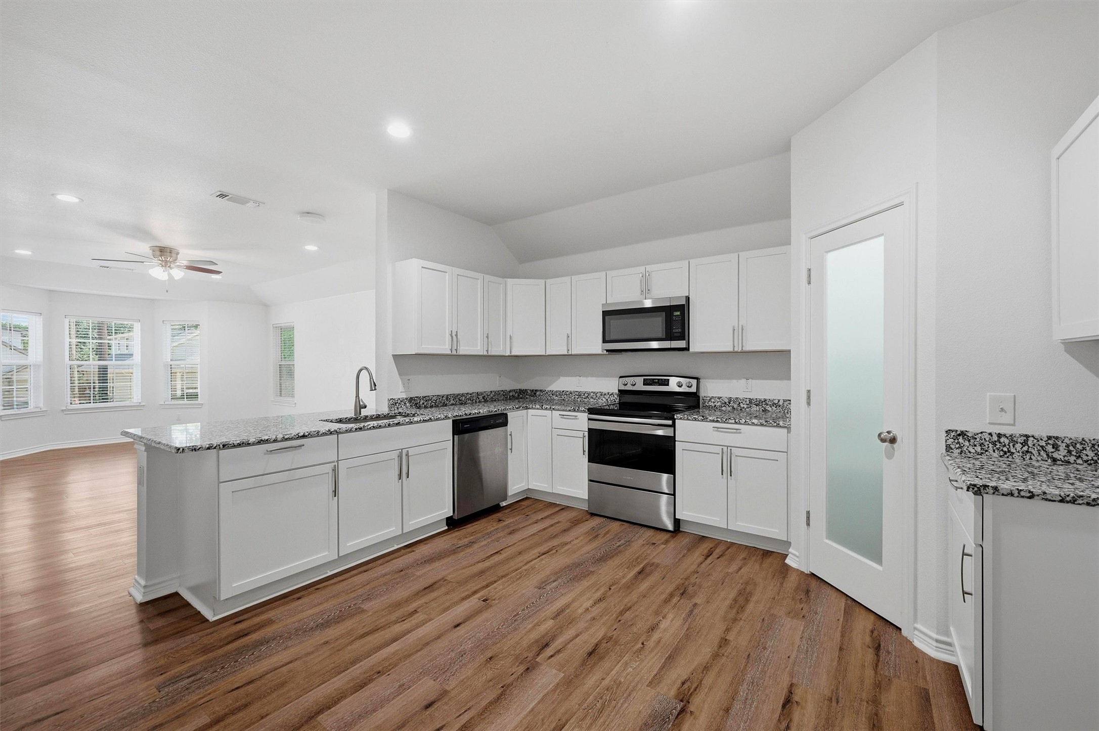 422 E Elm Street Denison TX 75021