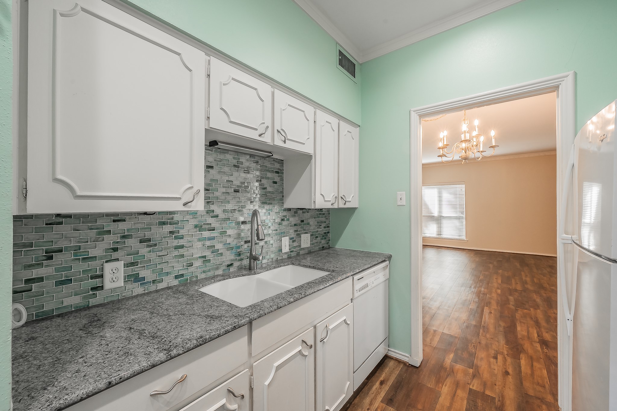 4312 Bellaire Drive S Fort Worth TX 76109