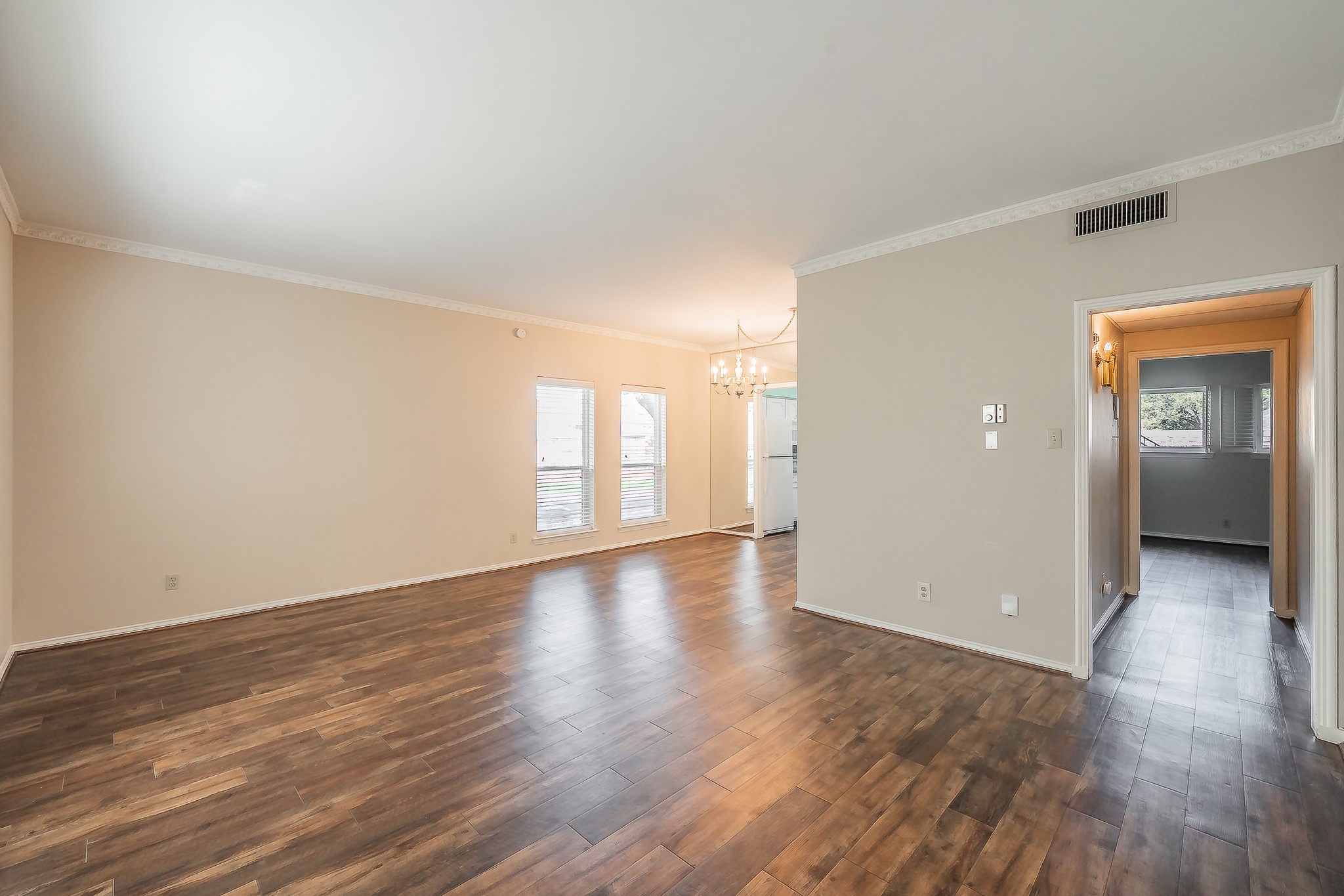 4312 Bellaire Drive S Fort Worth TX 76109