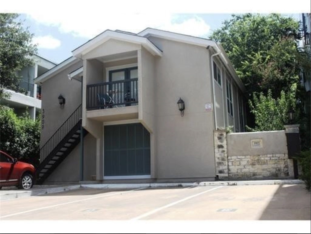 3907 Gilbert Avenue Dallas TX 75219