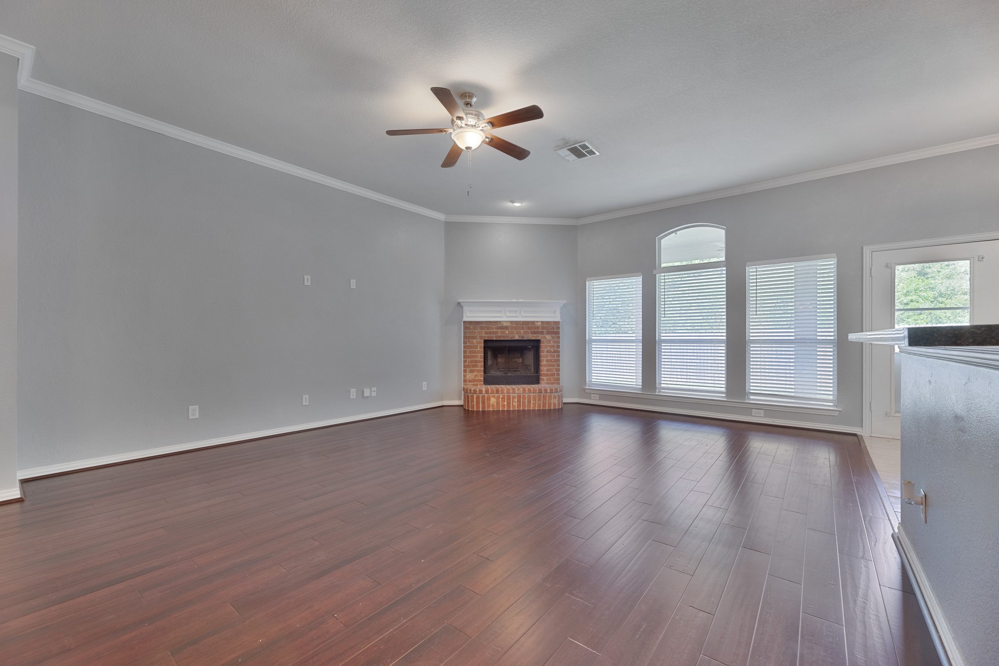 2432 Castle Pines Drive Burleson TX 76028