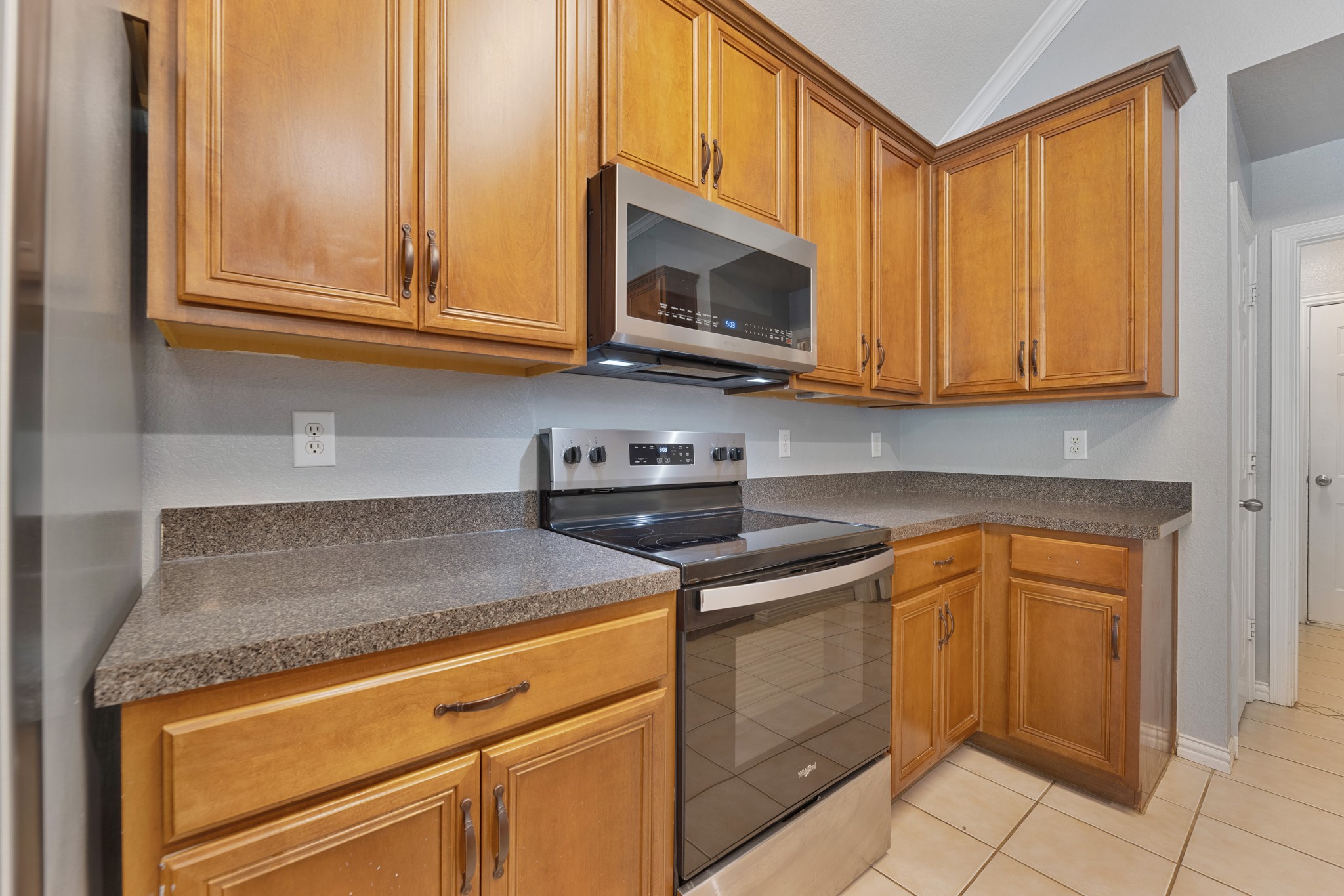 2432 Castle Pines Drive Burleson TX 76028
