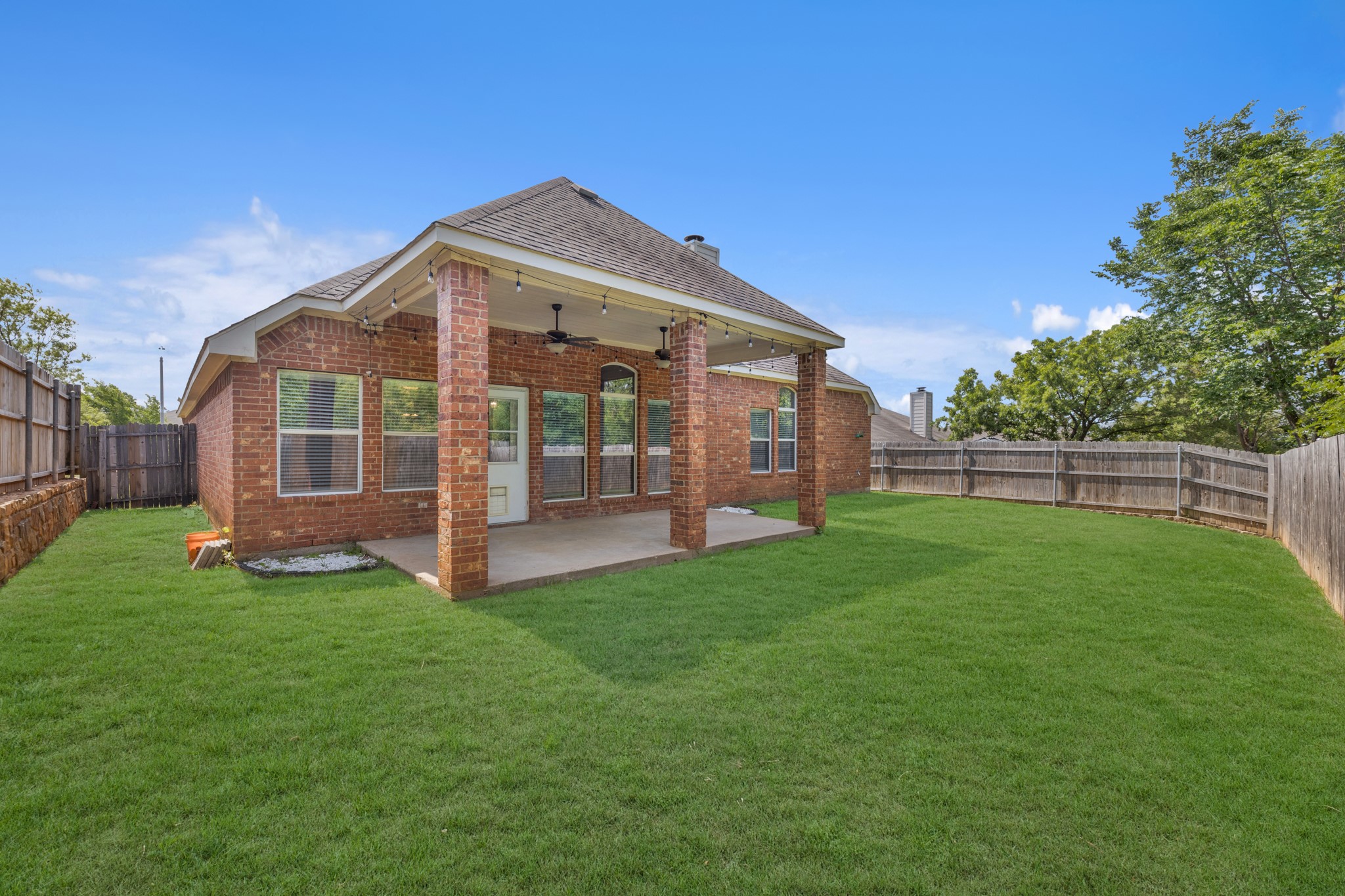 2432 Castle Pines Drive Burleson TX 76028