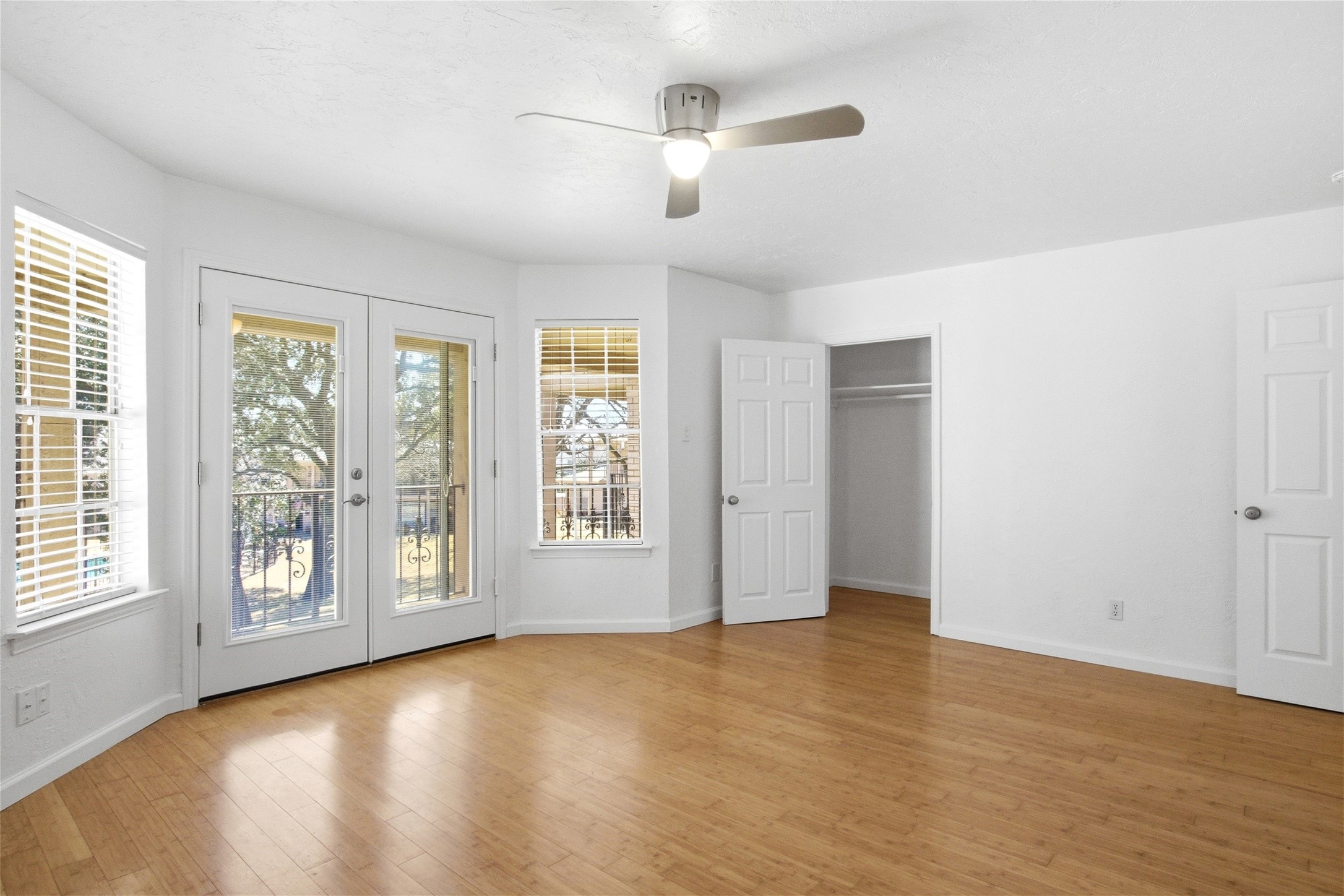 5810 Marina Drive Garland TX 75043