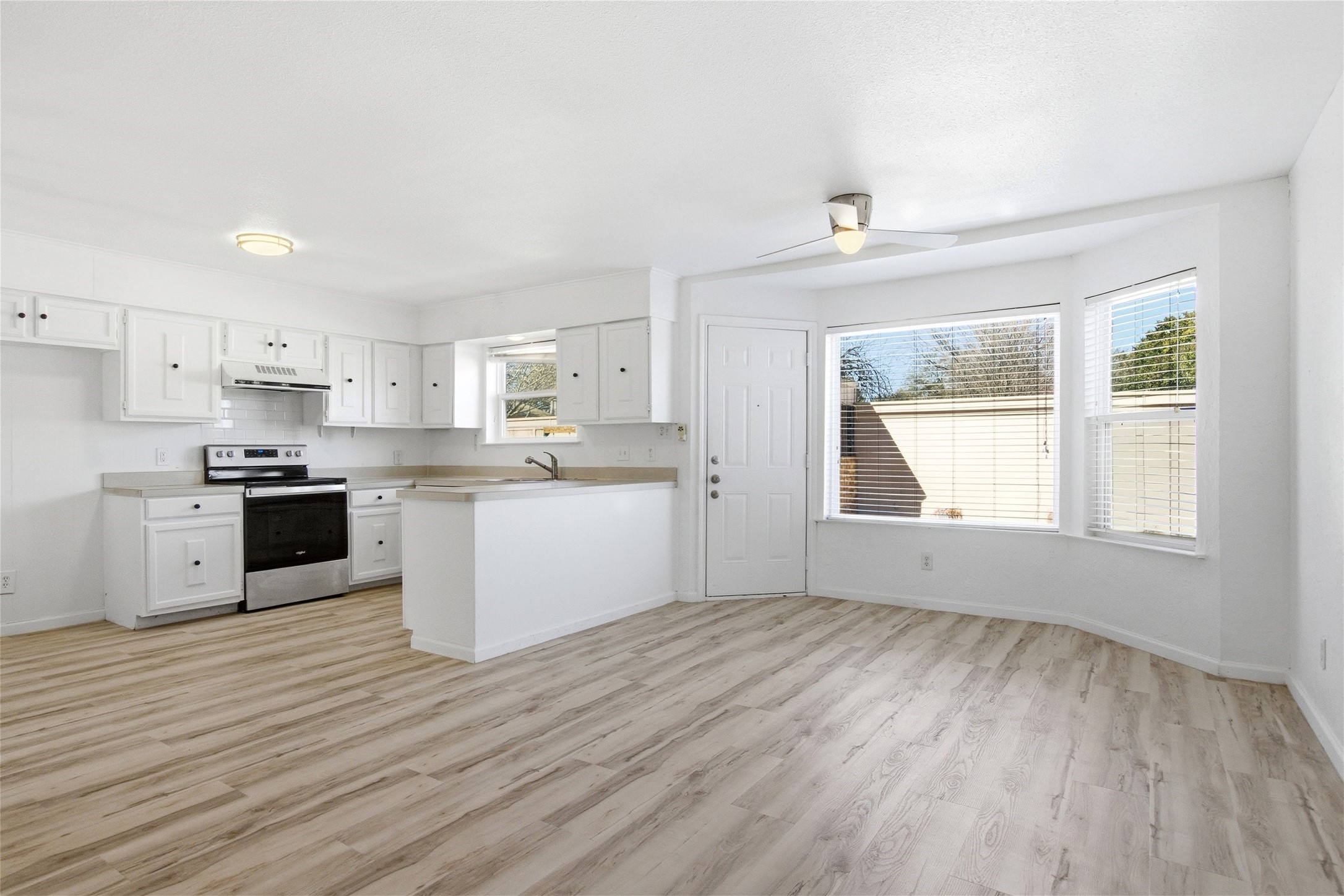 5810 Marina Drive Garland TX 75043