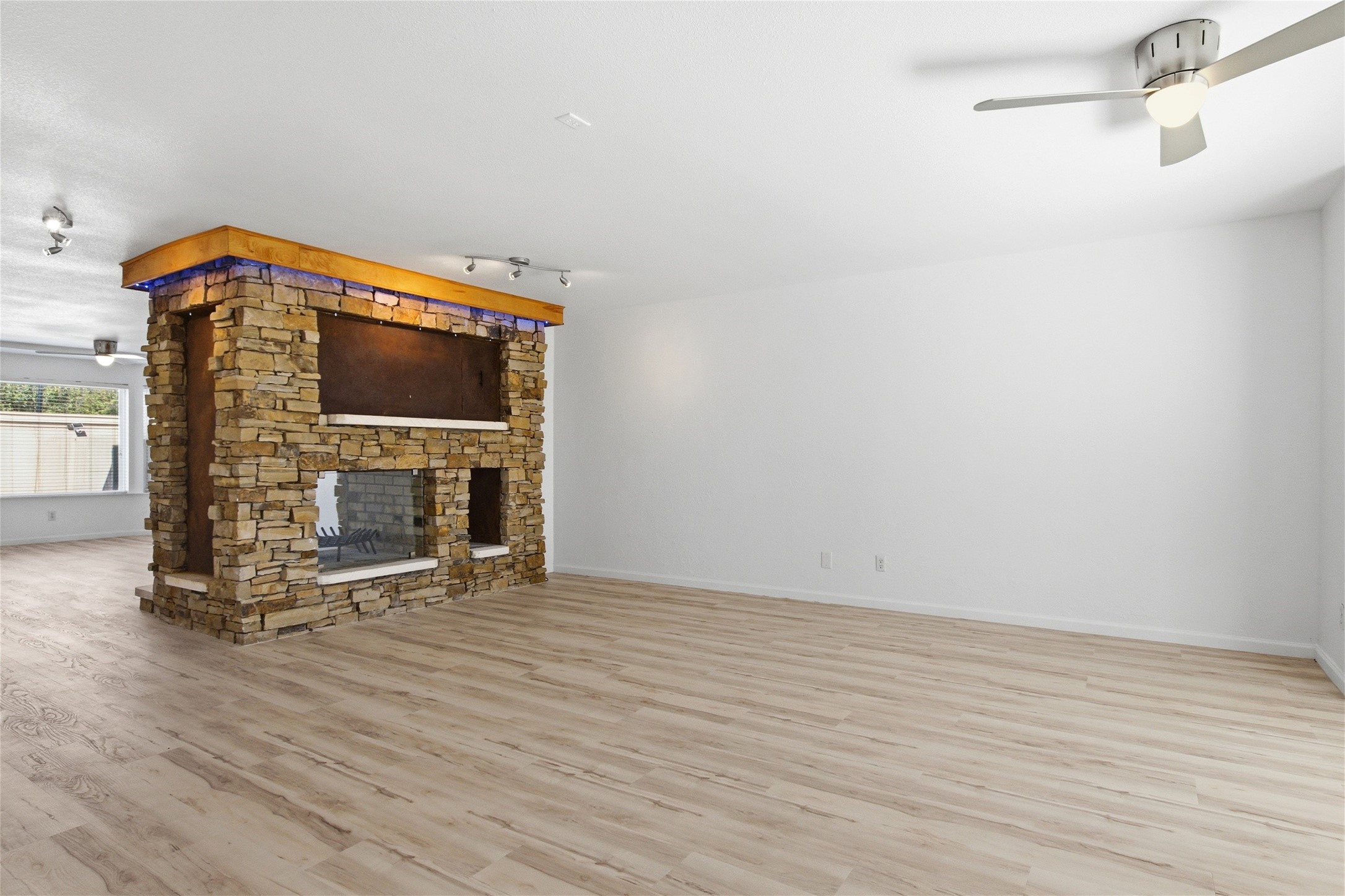 5810 Marina Drive Garland TX 75043