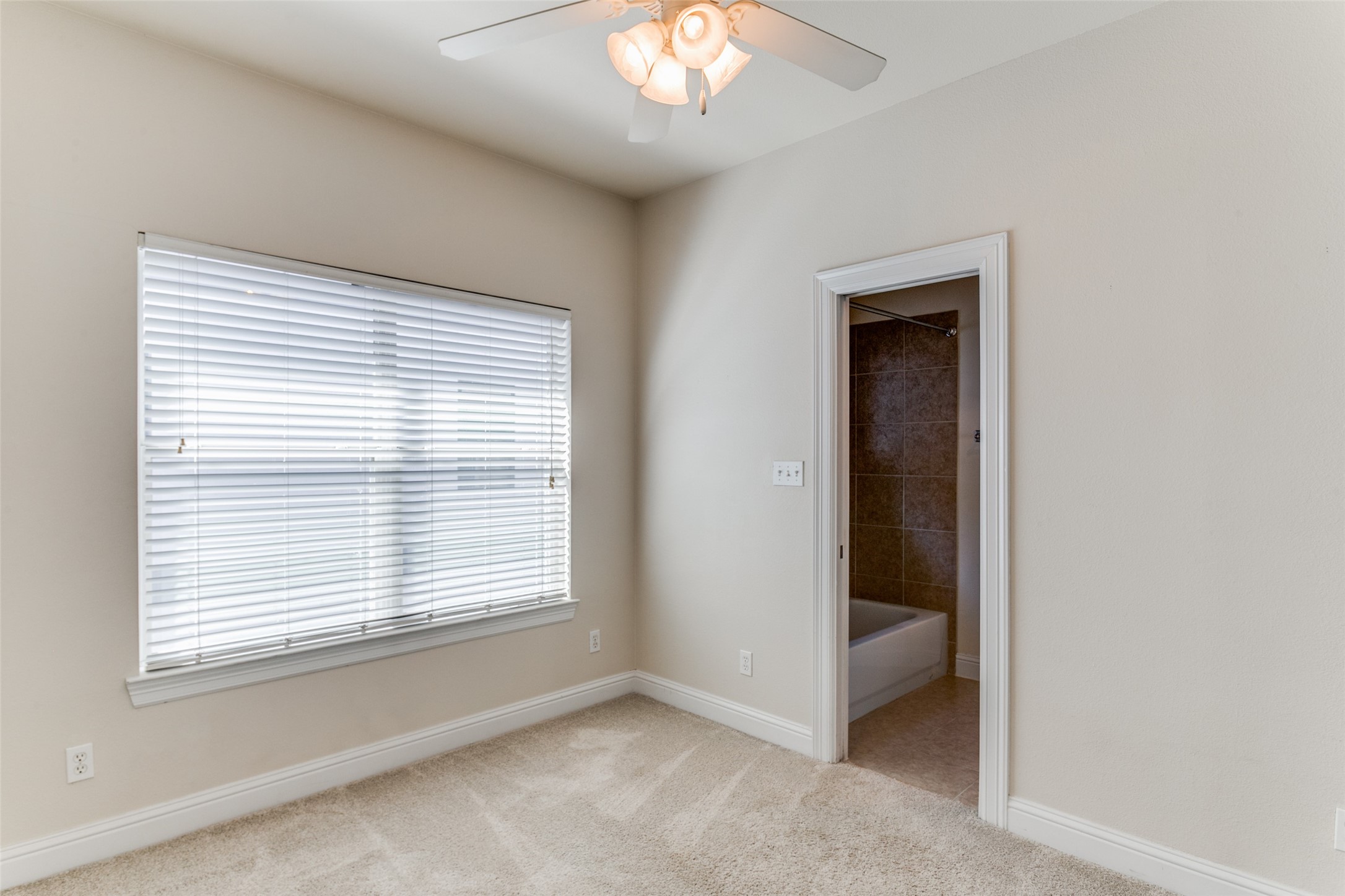 5814 Hudson Street Dallas TX 75206