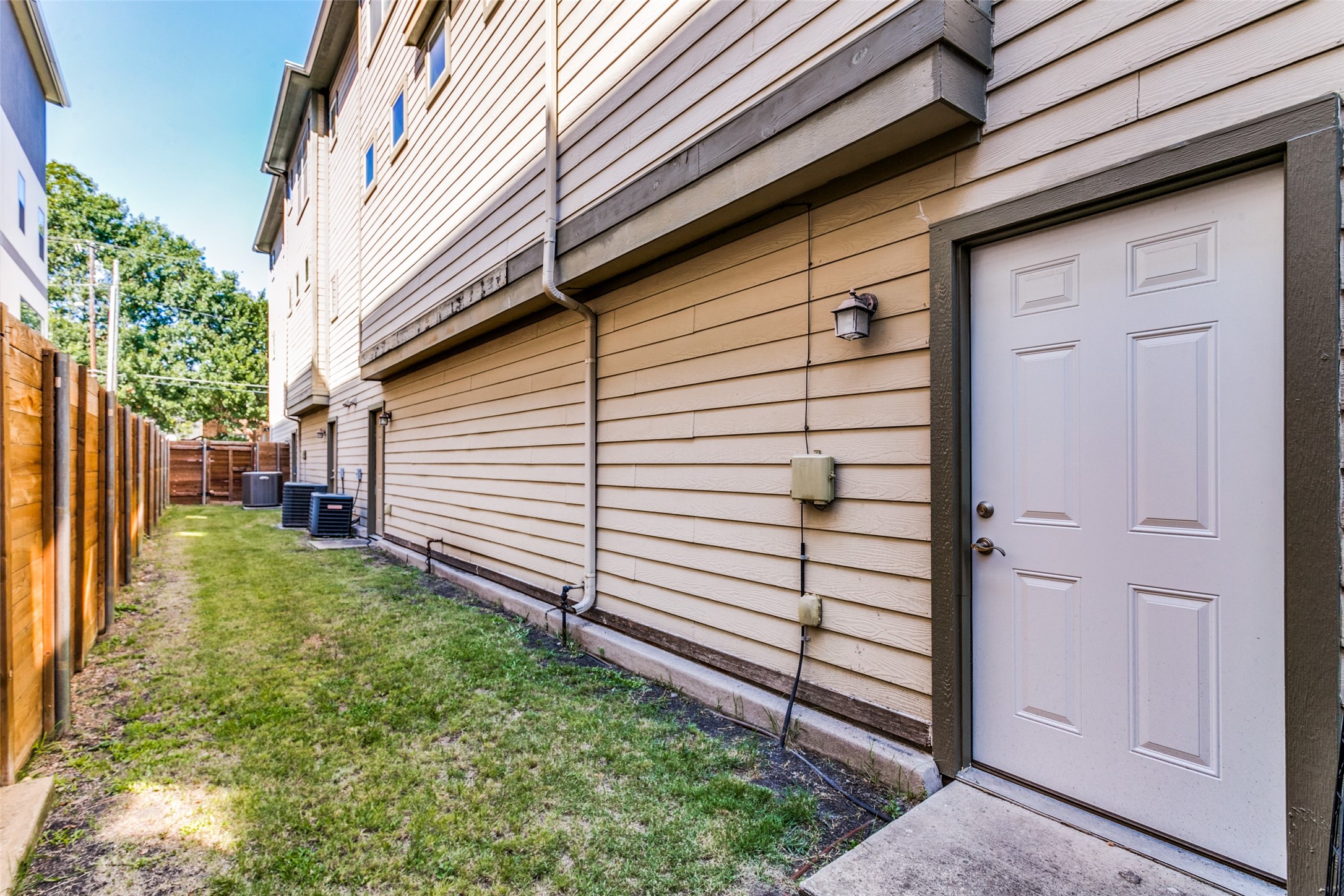 5814 Hudson Street Dallas TX 75206