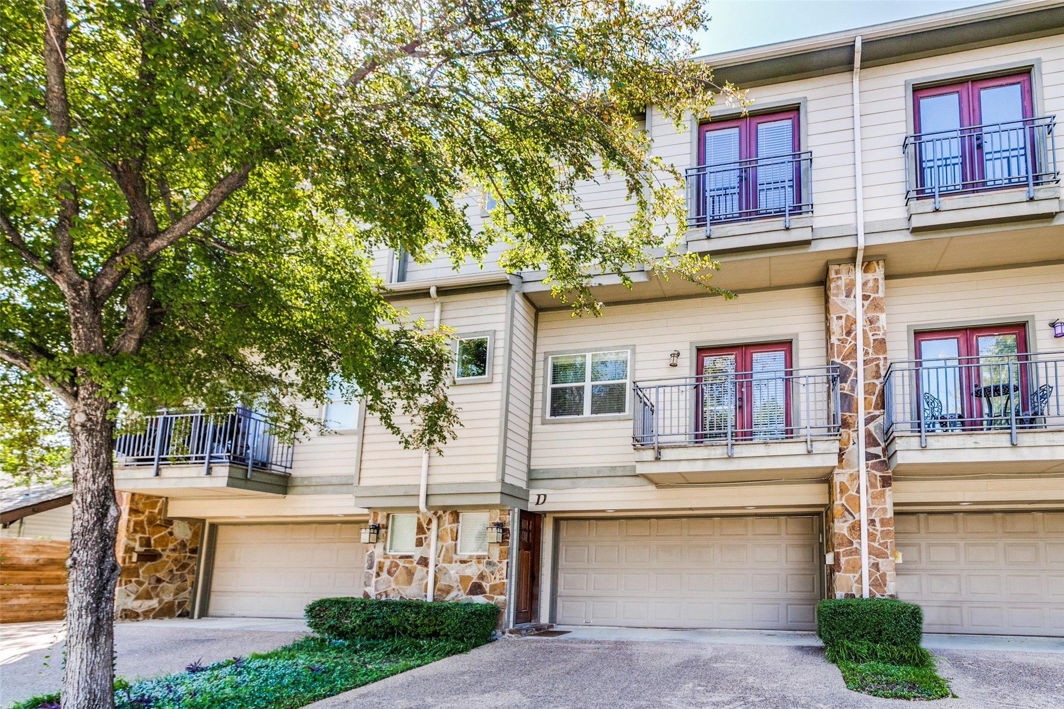 5814 Hudson Street Dallas TX 75206