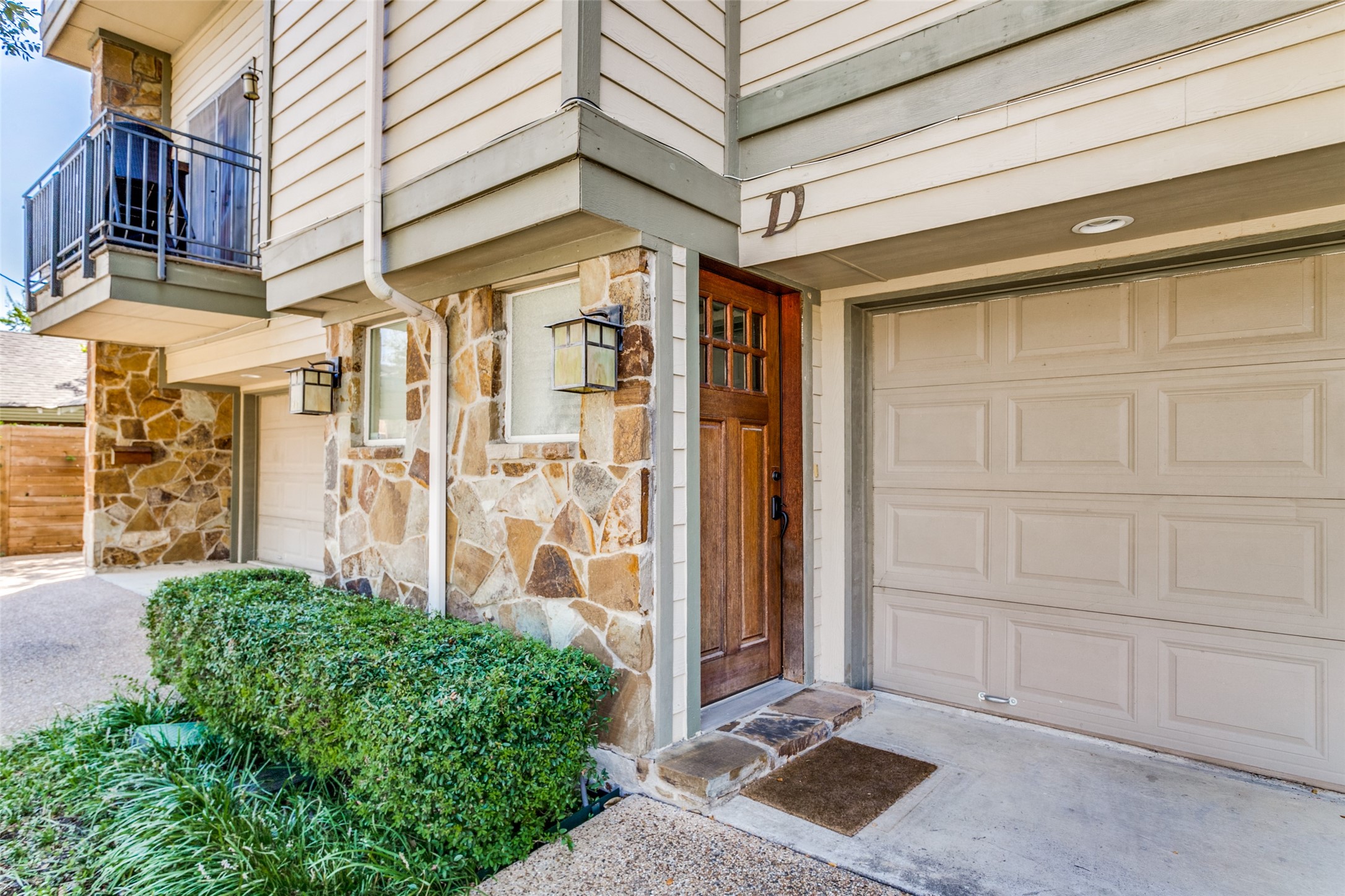 5814 Hudson Street Dallas TX 75206