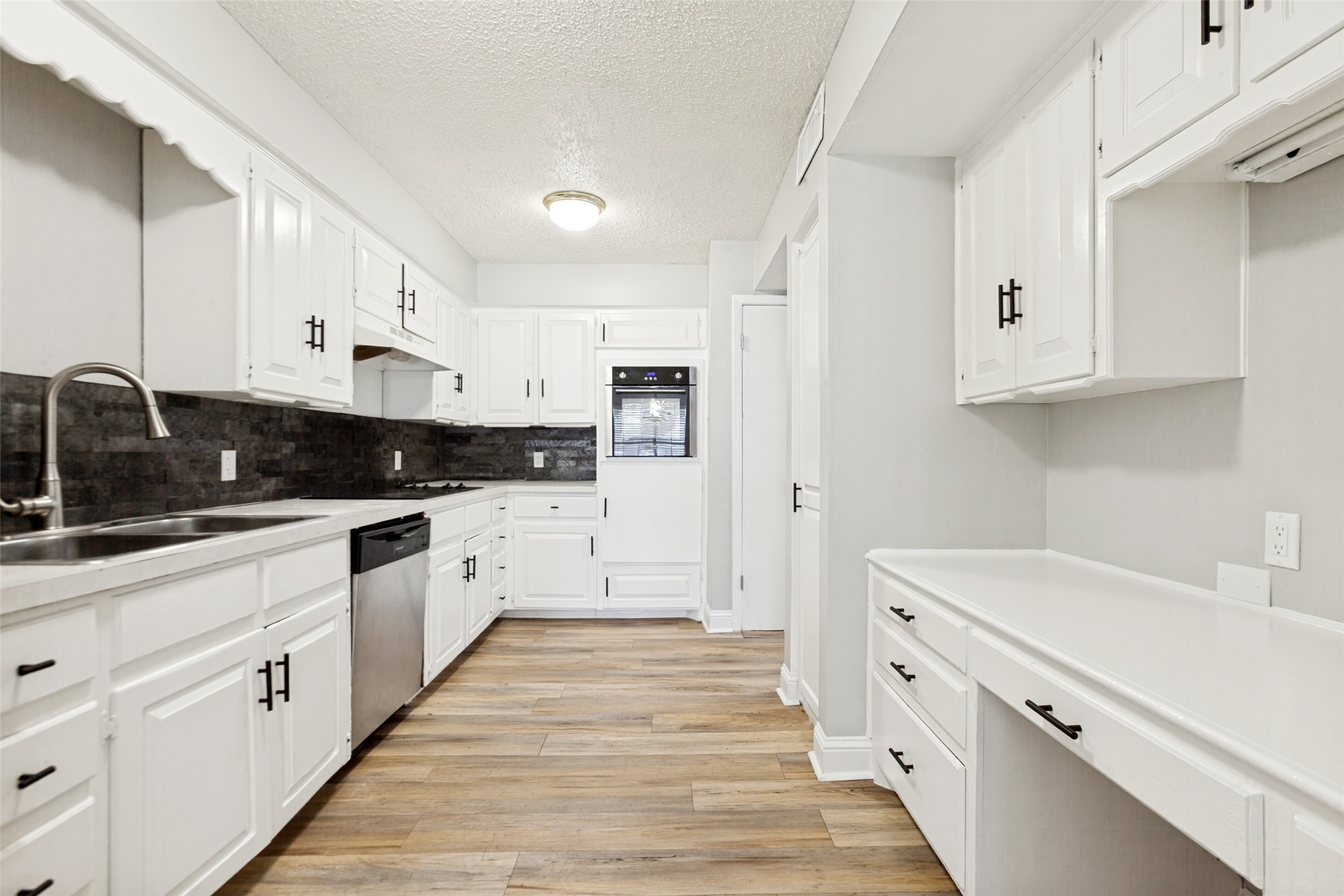 14372 Haymeadow Circle Dallas TX 75254