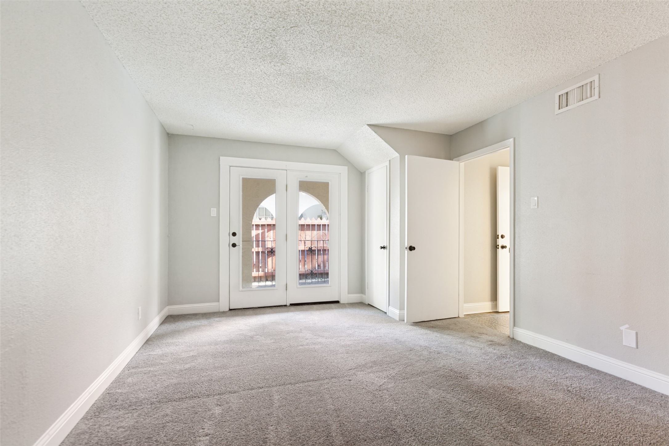 14372 Haymeadow Circle Dallas TX 75254
