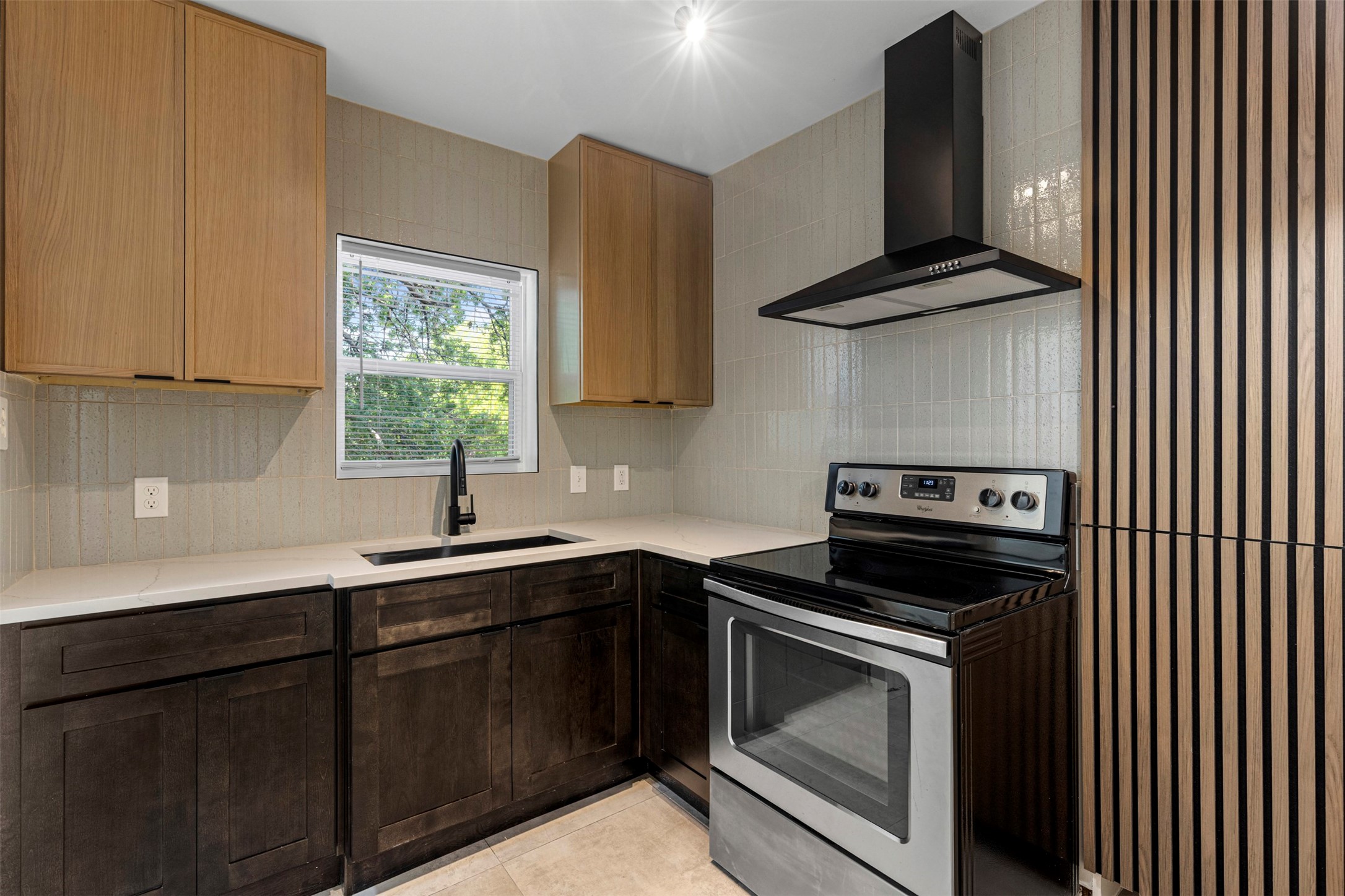912 N Windomere Avenue Dallas TX 75208