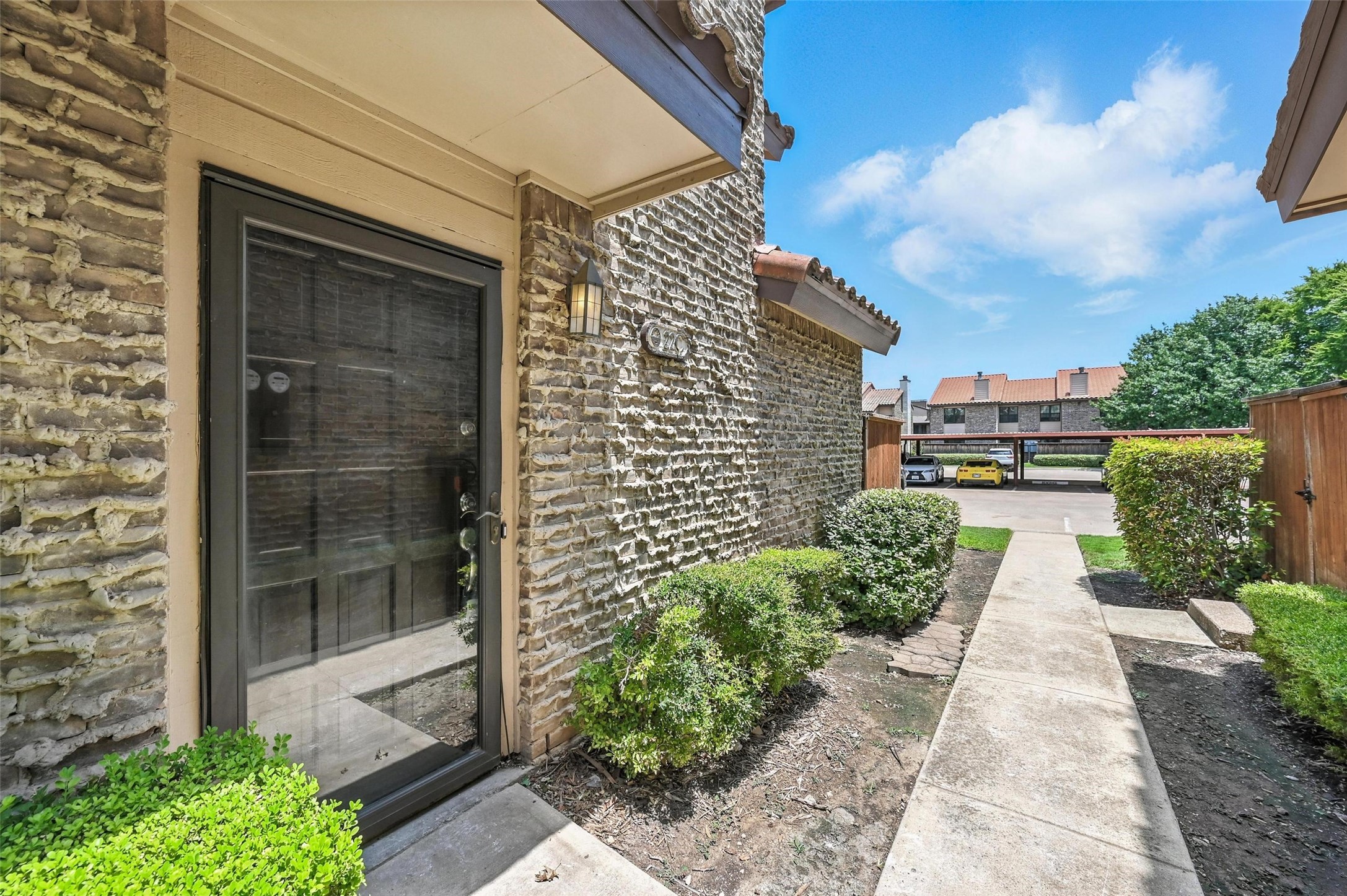 5626 Preston Oaks Road Dallas TX 75254
