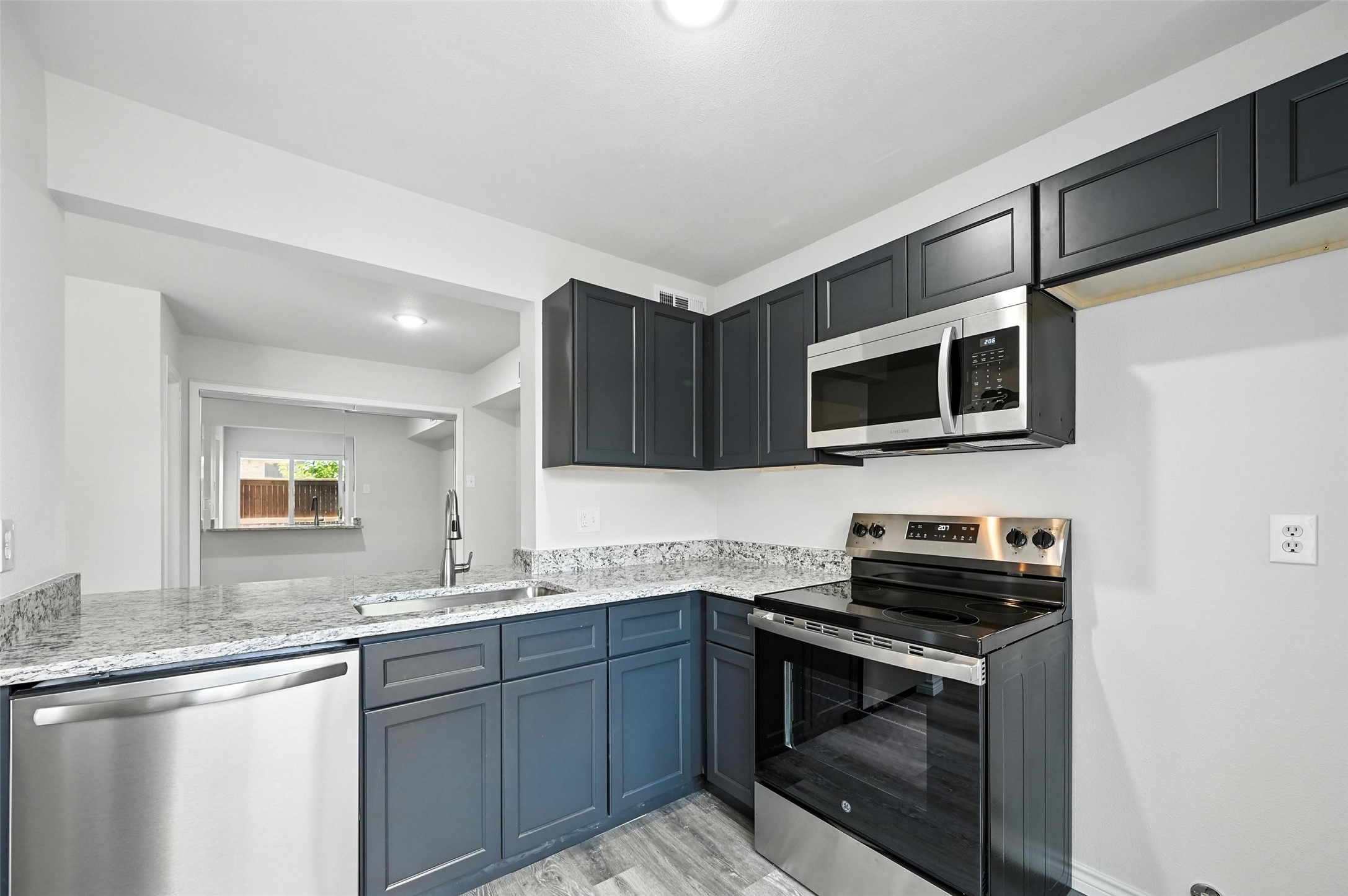 5626 Preston Oaks Road Dallas TX 75254