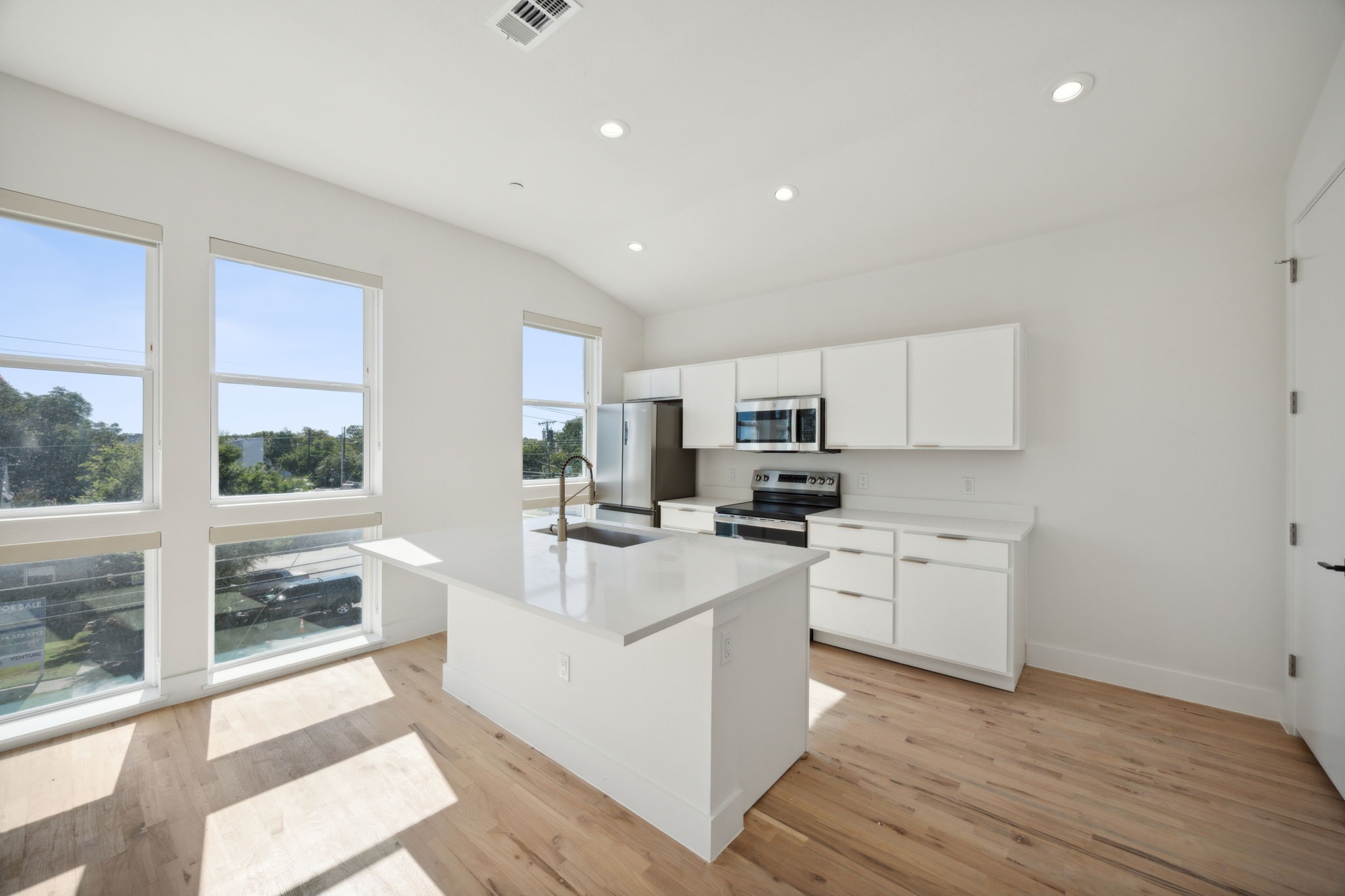 4907 Bryan Street Dallas TX 75206