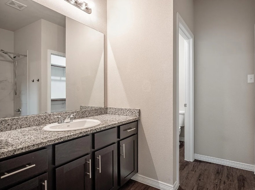 2709 Vine Court Denton TX 76209