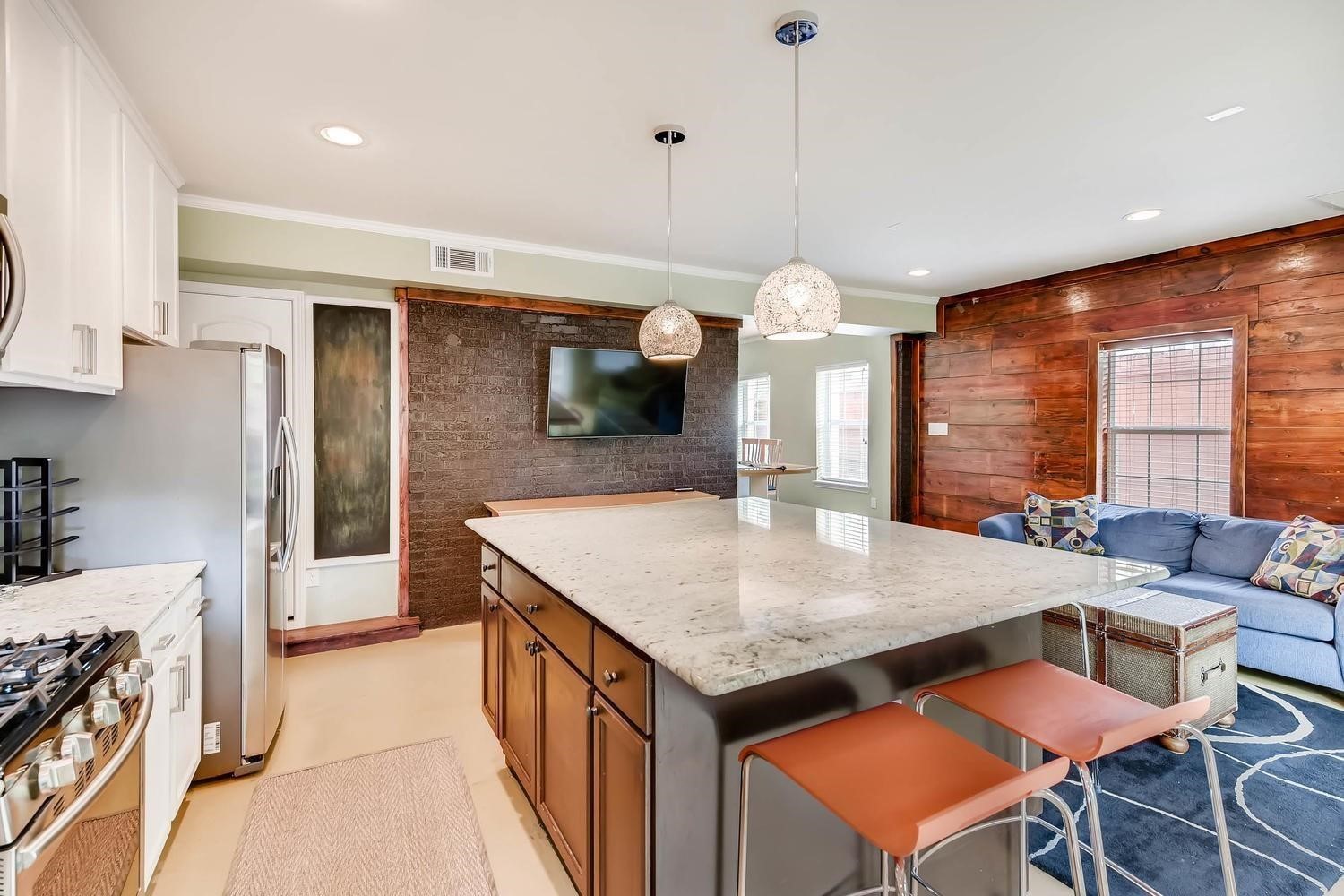 5202 Pershing Street Dallas TX 75206