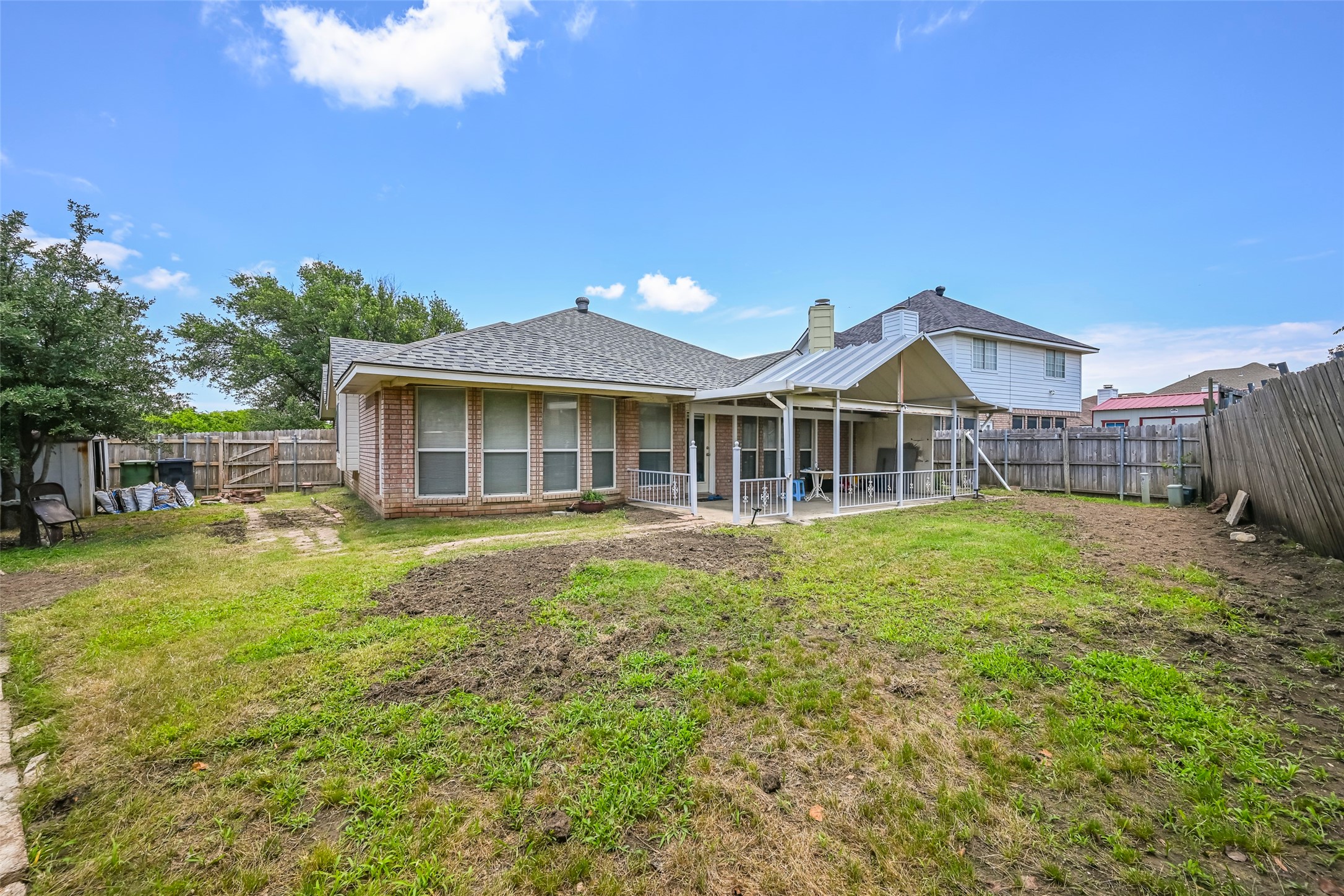 700 N Emma Drive Arlington TX 76002