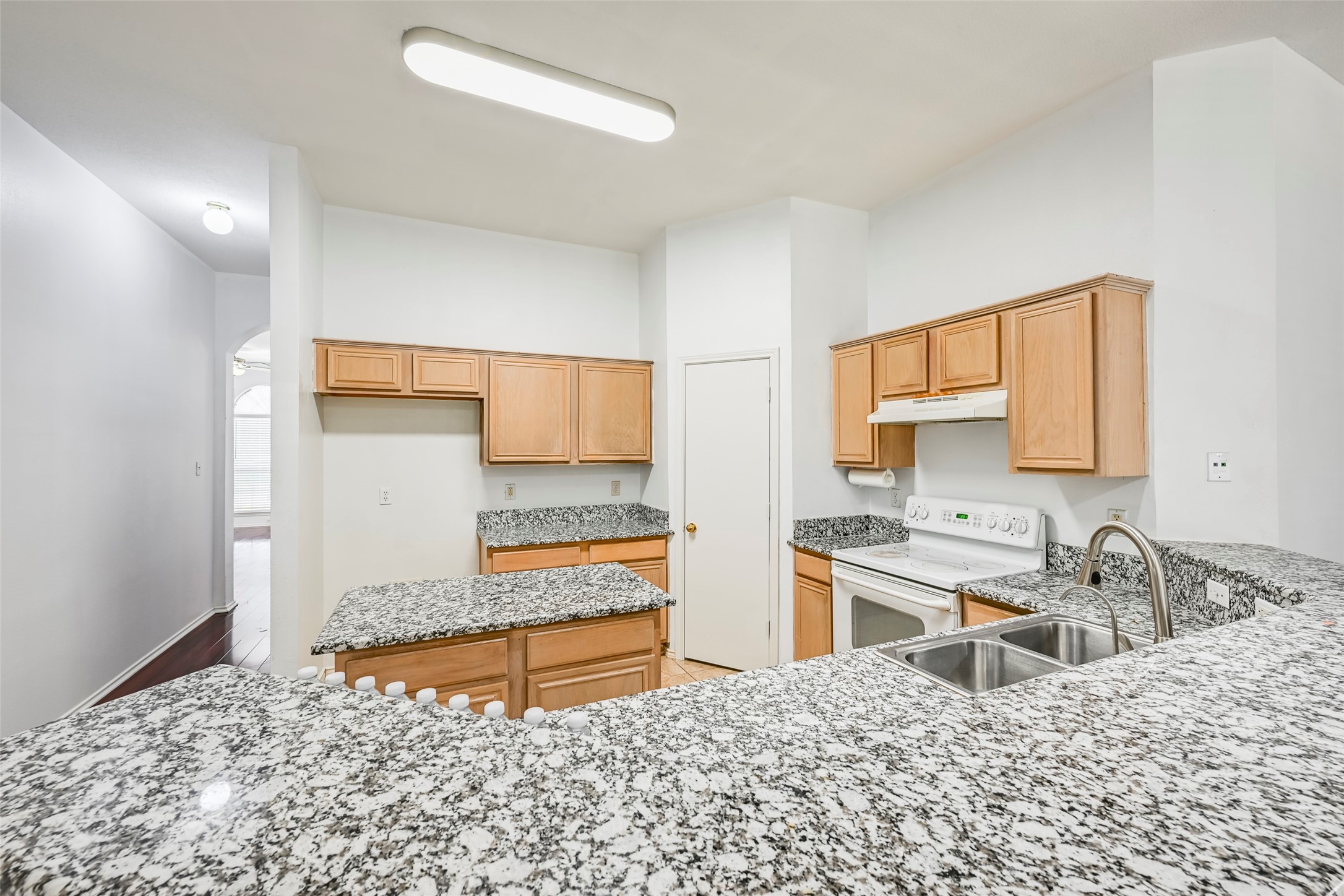 700 N Emma Drive Arlington TX 76002