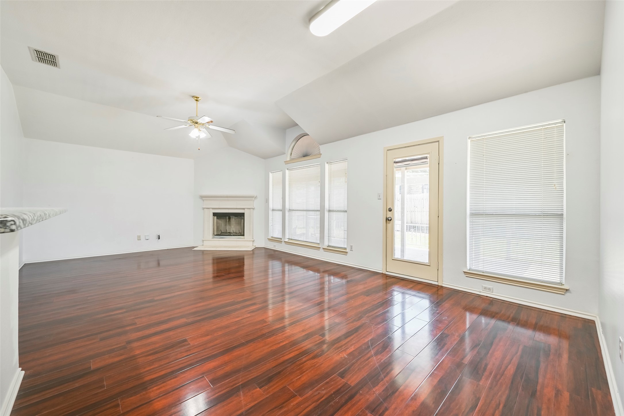 700 N Emma Drive Arlington TX 76002