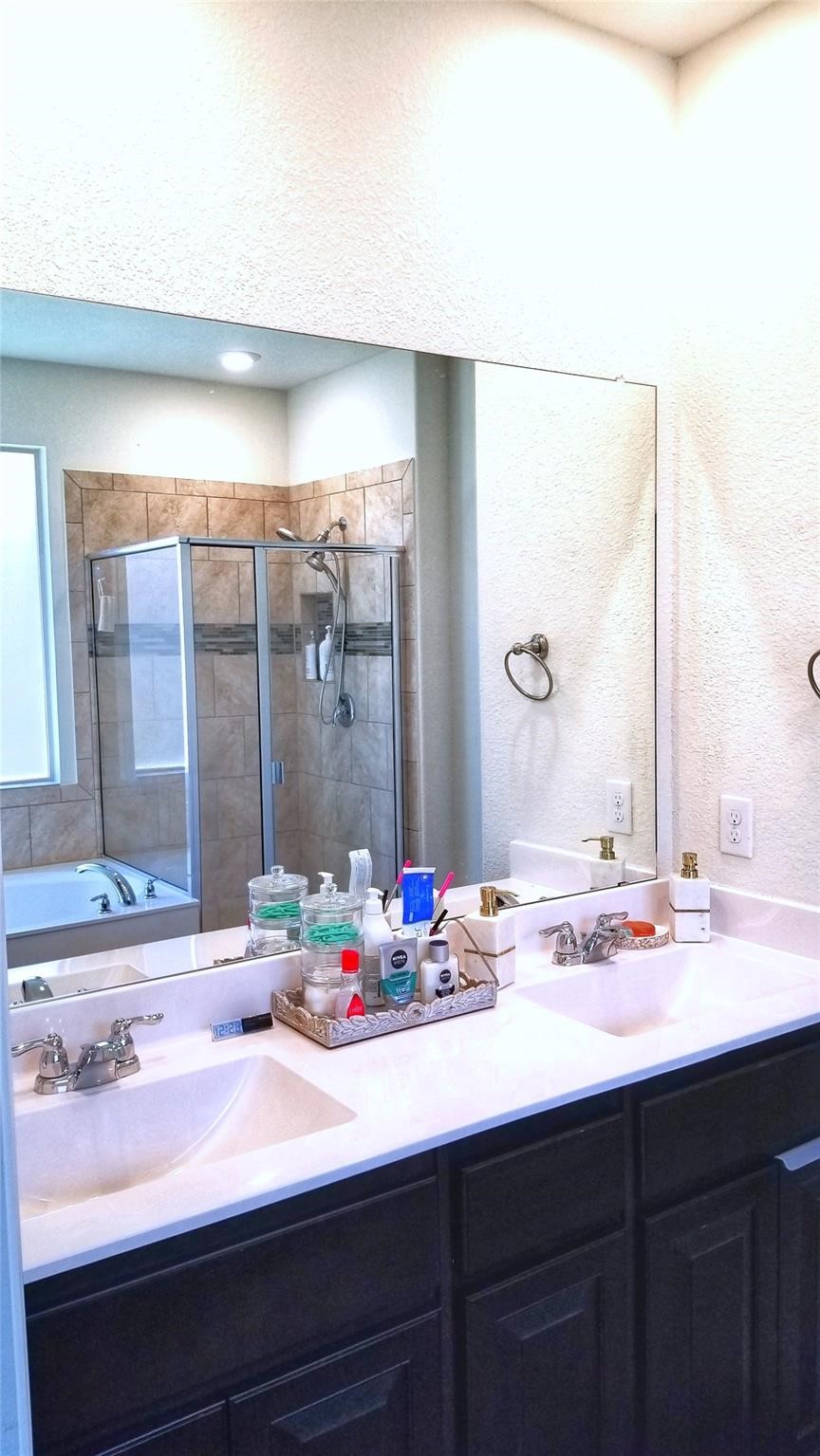 1105 Twin Brooks Lane Fort Worth TX 76177