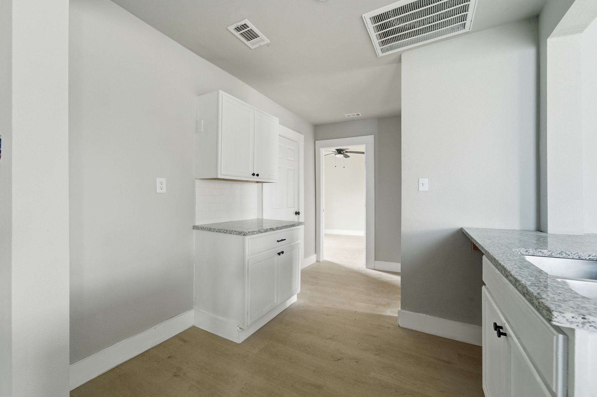 1511 Southerland Avenue Dallas TX 75203