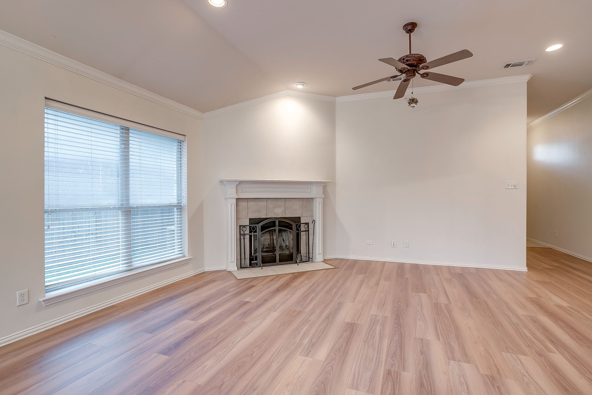 129 Hirth Drive Crowley TX 76036