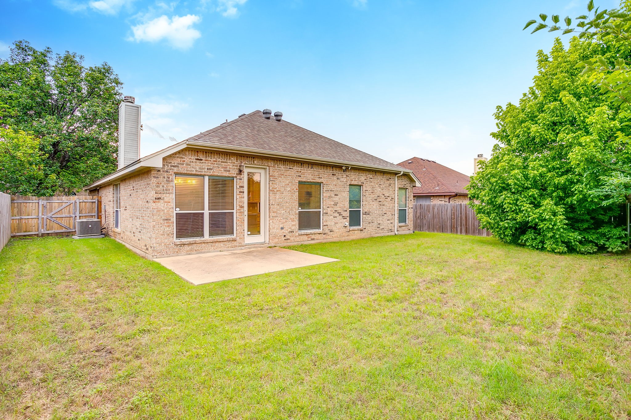 129 Hirth Drive Crowley TX 76036
