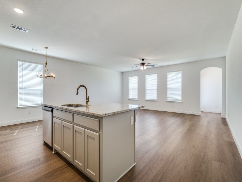 2704 Donella Drive Denton TX 76207