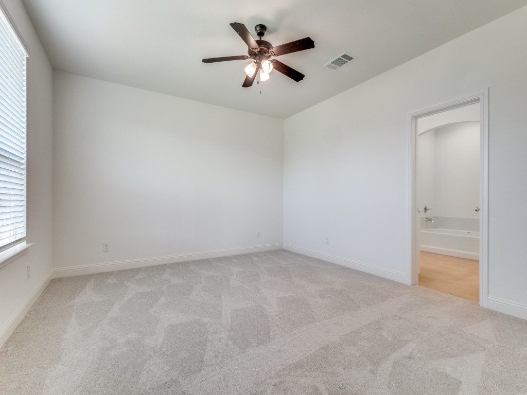 2704 Donella Drive Denton TX 76207
