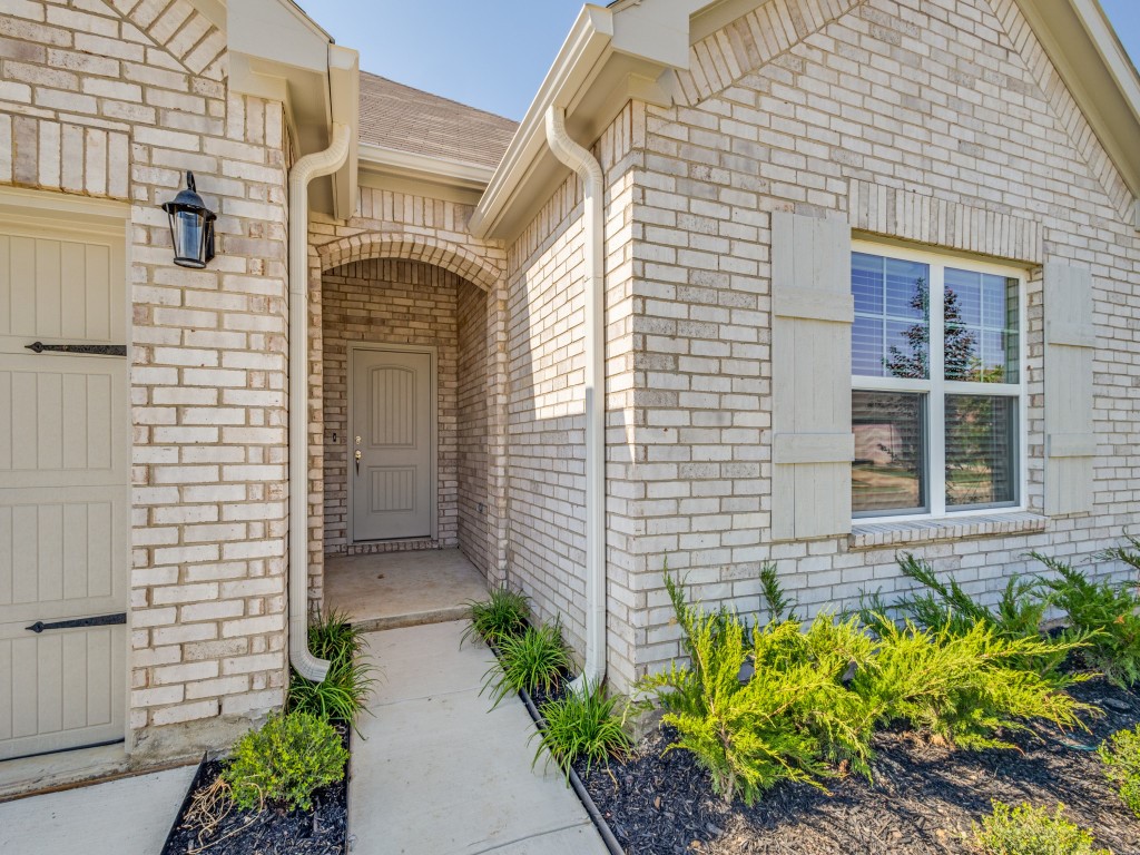 2704 Donella Drive Denton TX 76207