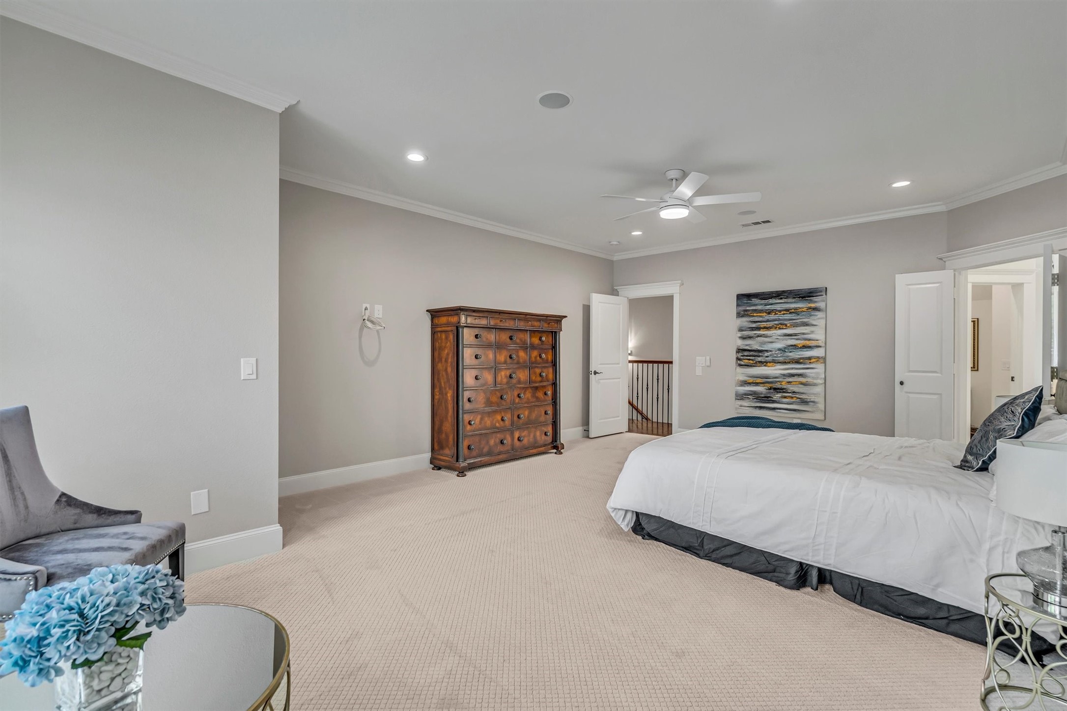 6811 Deloache Avenue Dallas TX 75225