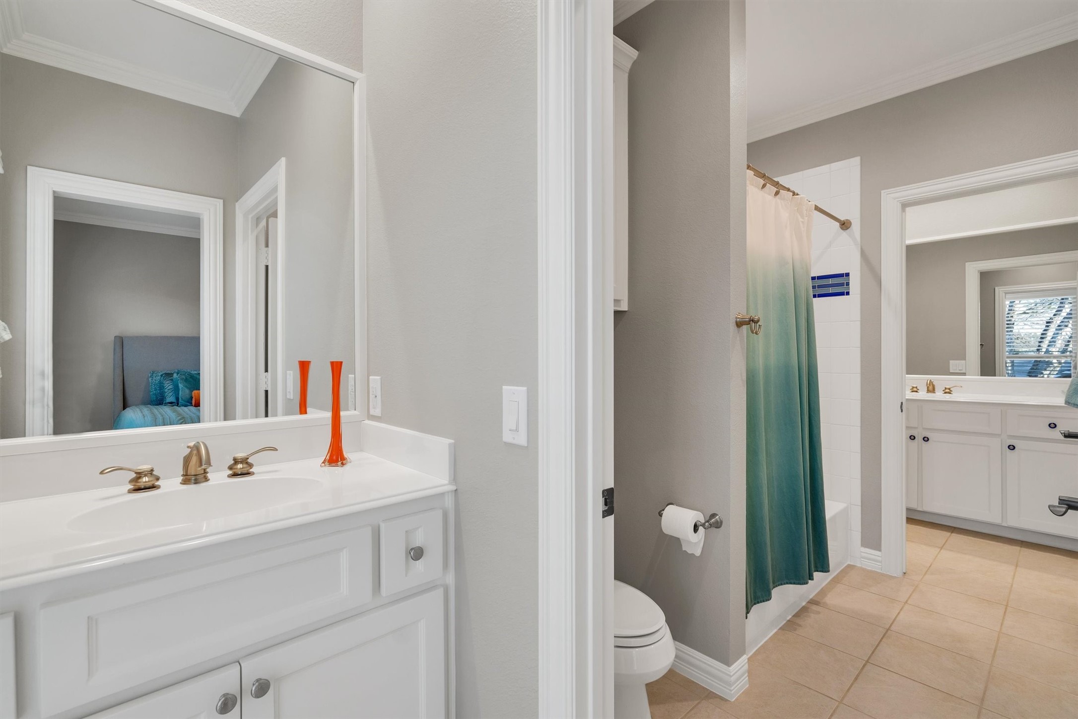 6811 Deloache Avenue Dallas TX 75225