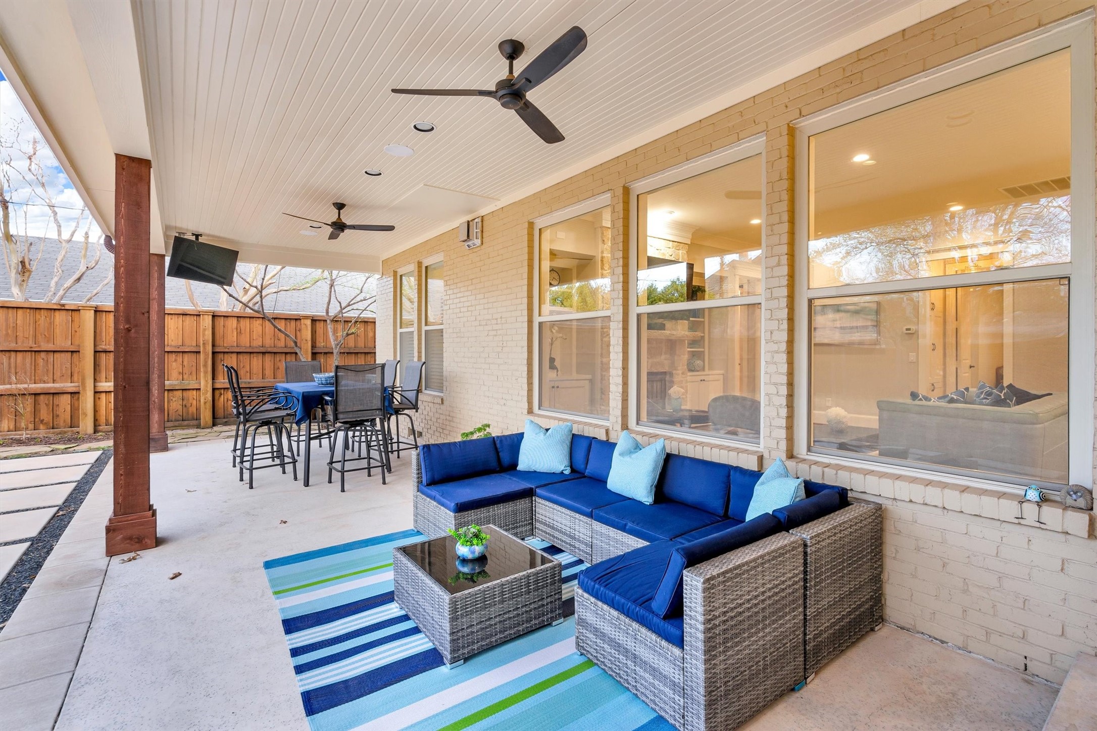 6811 Deloache Avenue Dallas TX 75225