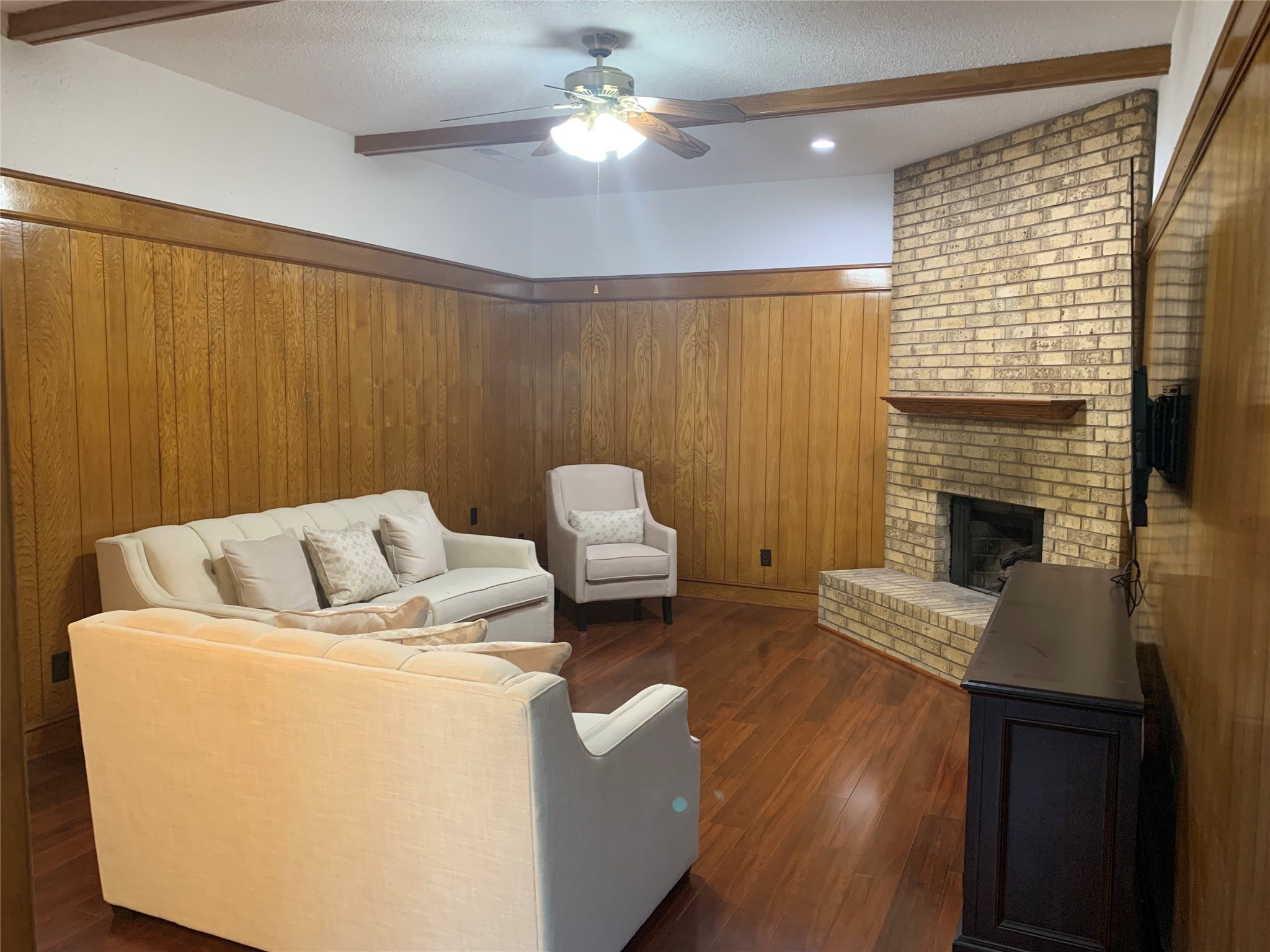 1520 Parkside Drive Carrollton TX 75006